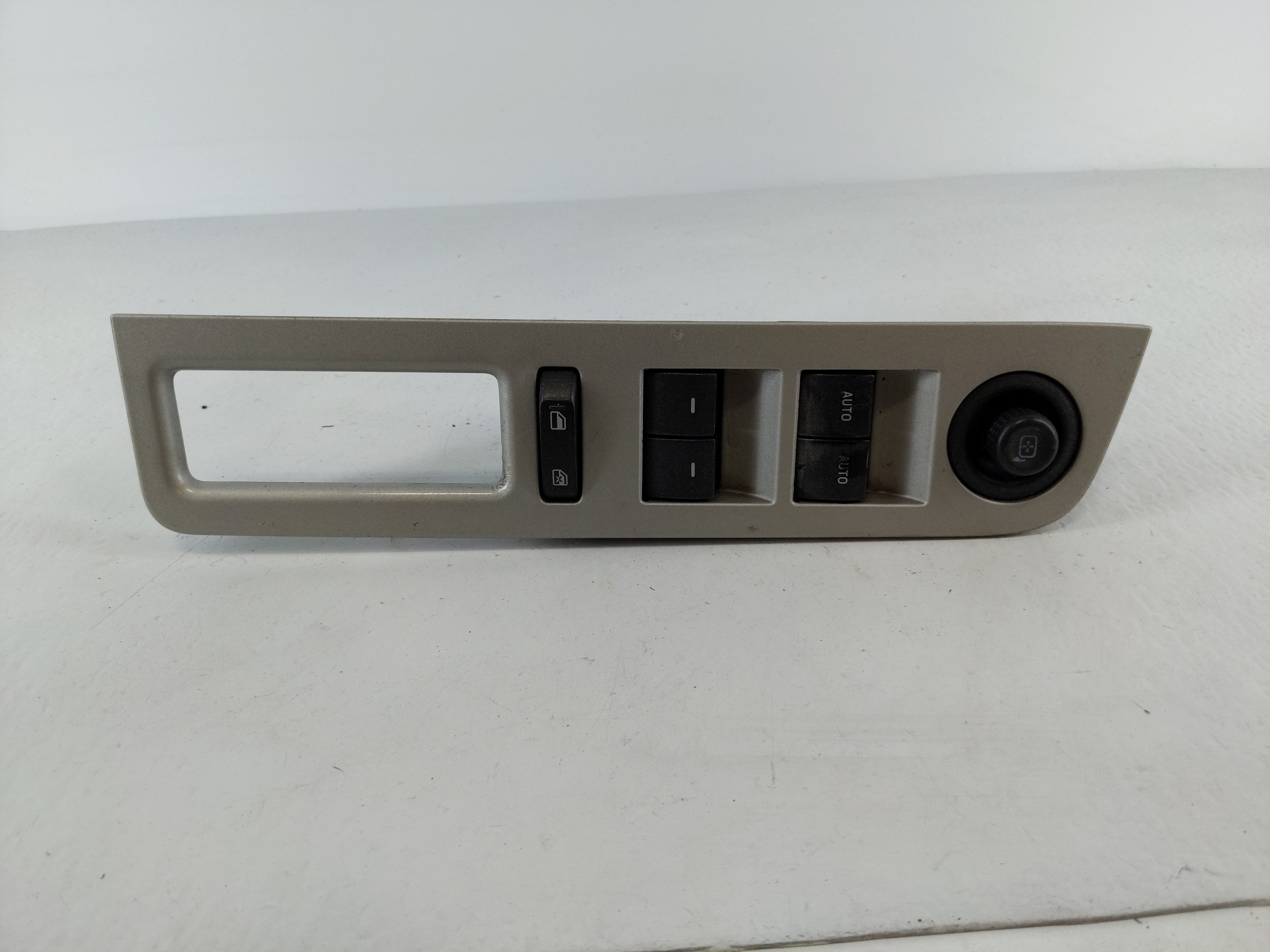 2008-2010 Lincoln Mkx Driver Left Door Master Power Window Switch 1107724 - Oemusedautoparts1.com
