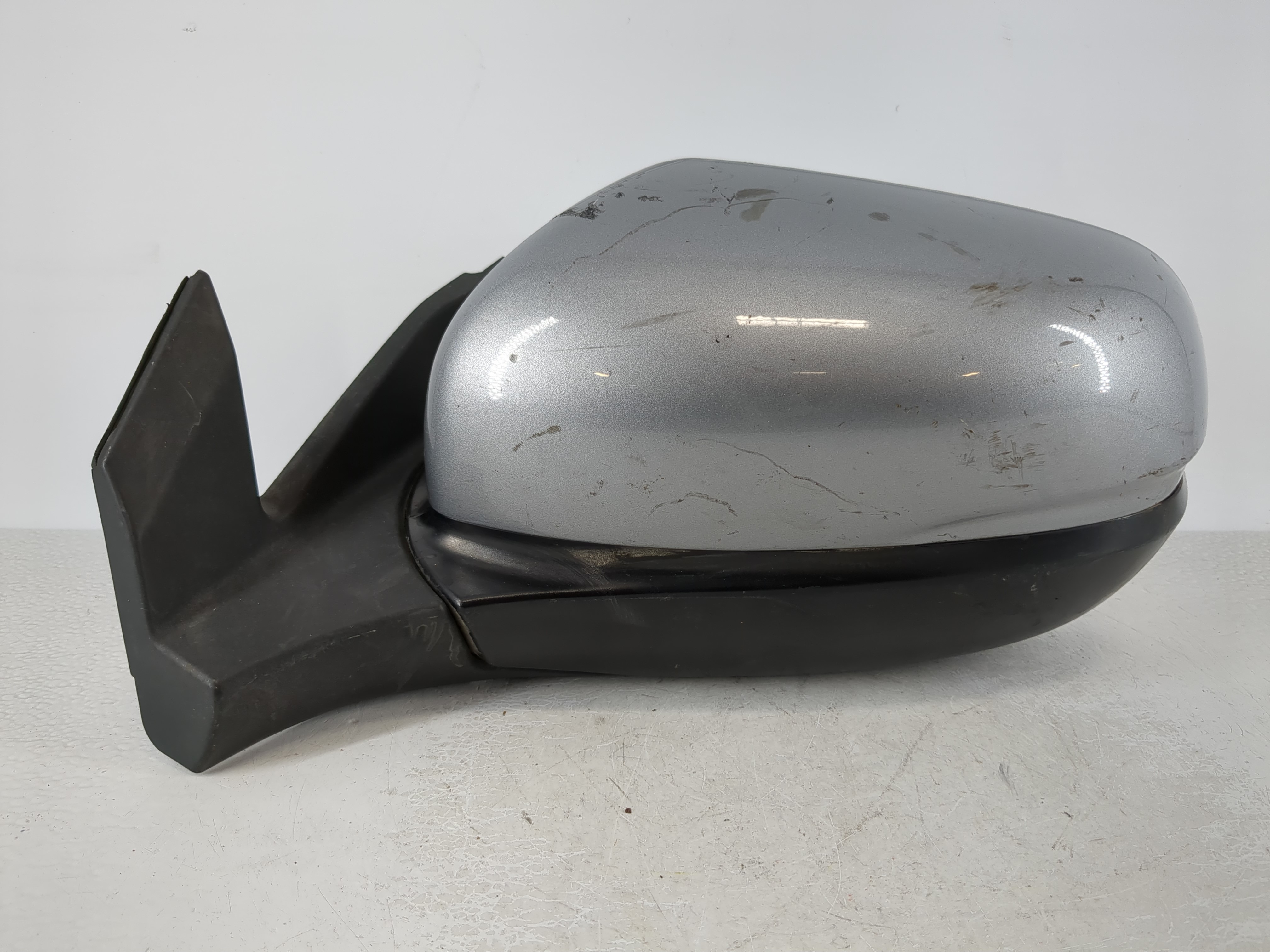 2016-2016 Honda Pilot Driver Left Side View Power Door Mirror Grey 1107738 - Oemusedautoparts1.com