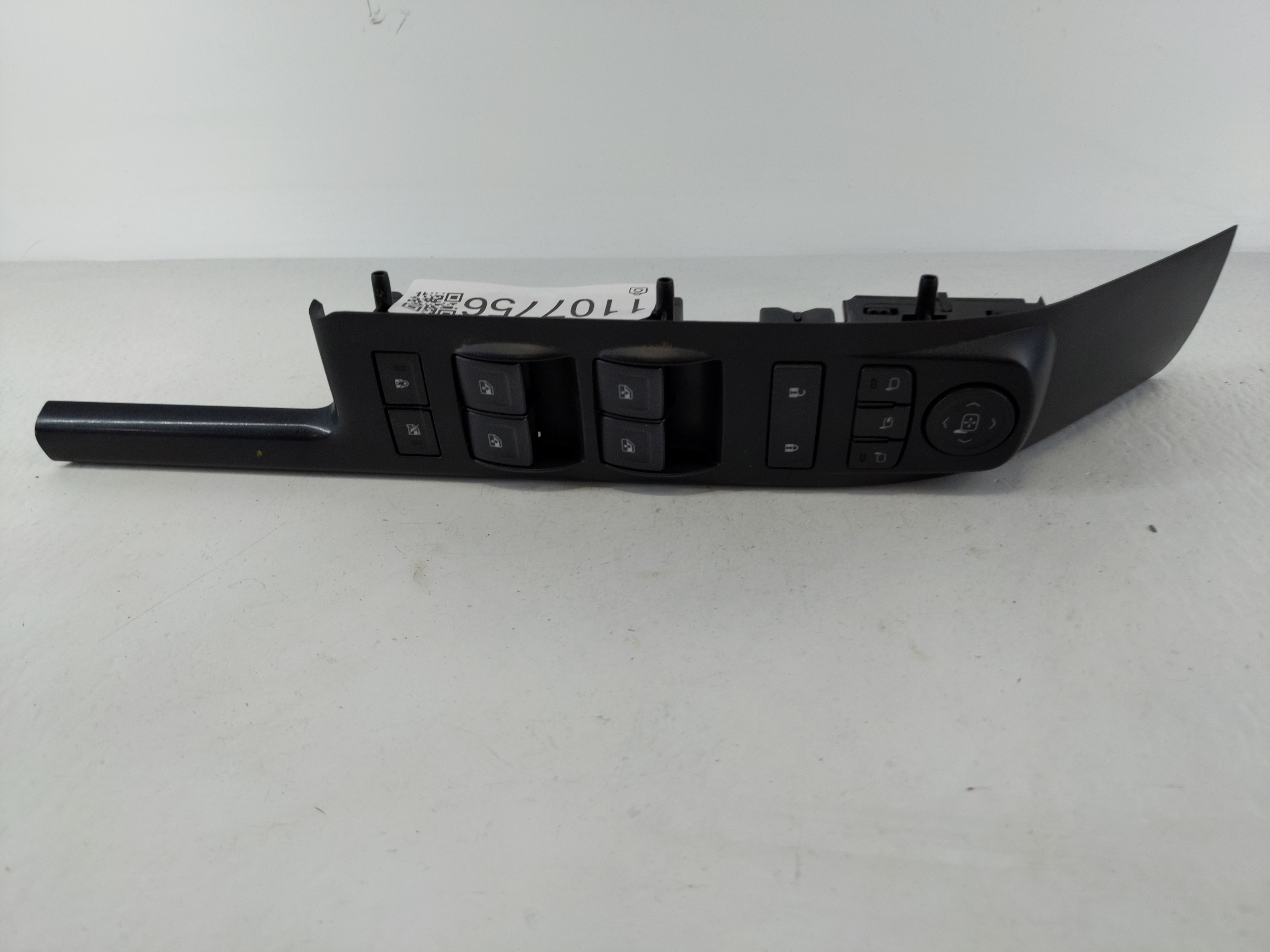 Chevrolet Silverado 2500 Driver Left Door Master Power Window Switch 1107756 - Oemusedautoparts1.com