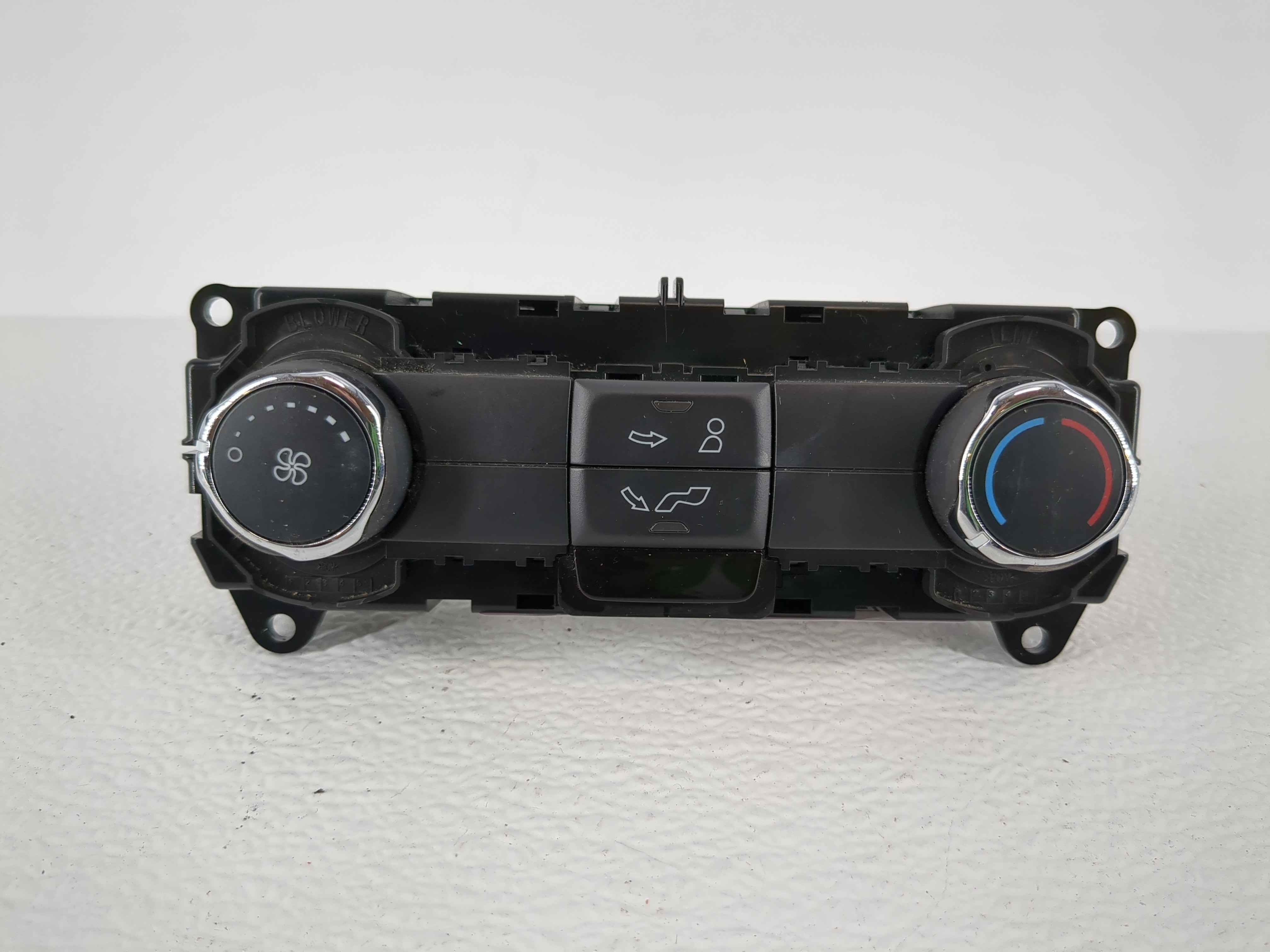 Picture of 2017 Ford Explorer Ac Heater Climate Control Gb5t-19980-be 1107822