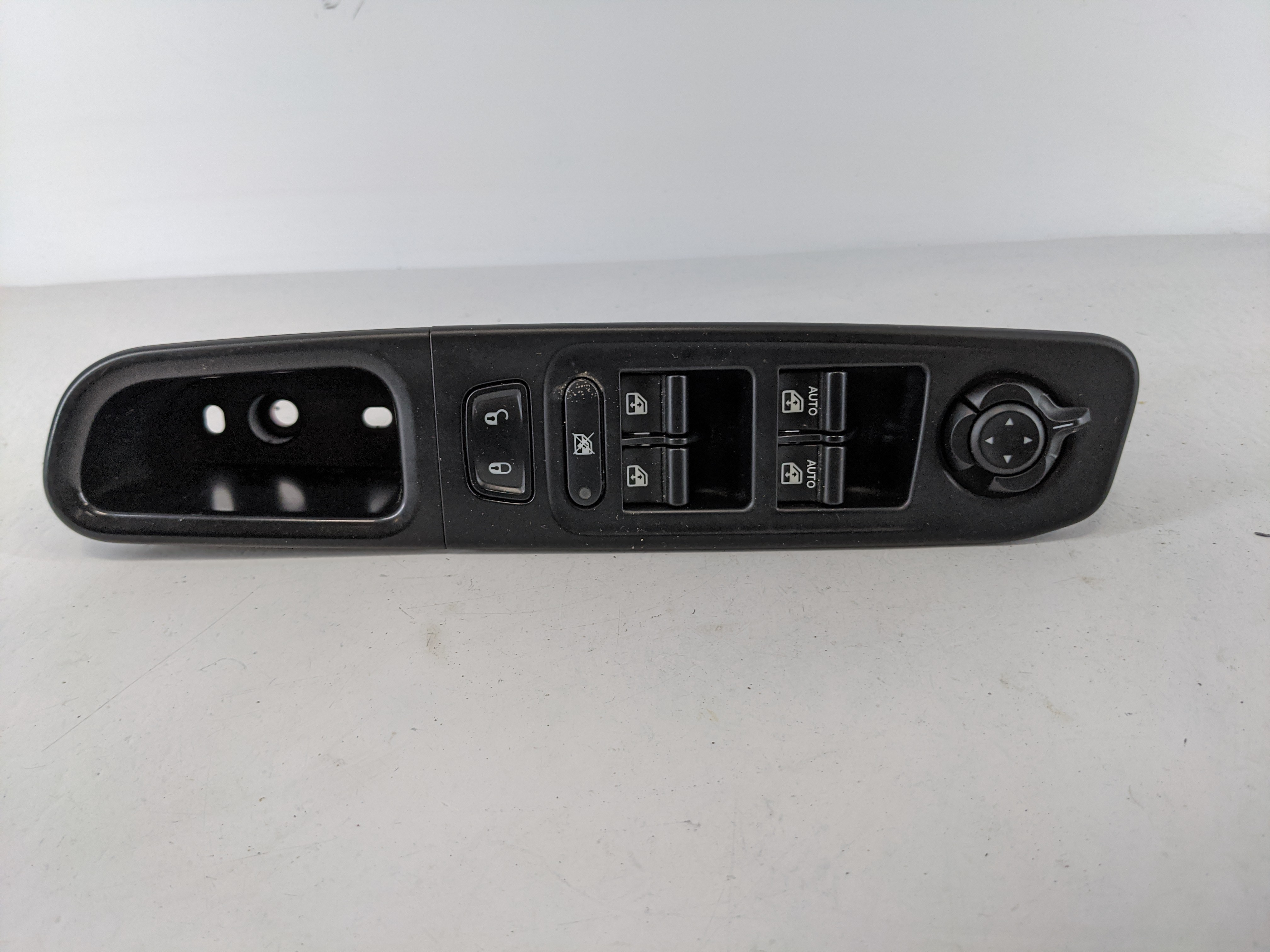 2015-2022 Jeep Renegade Driver Left Door Master Power Window Switch 1107847 - Oemusedautoparts1.com