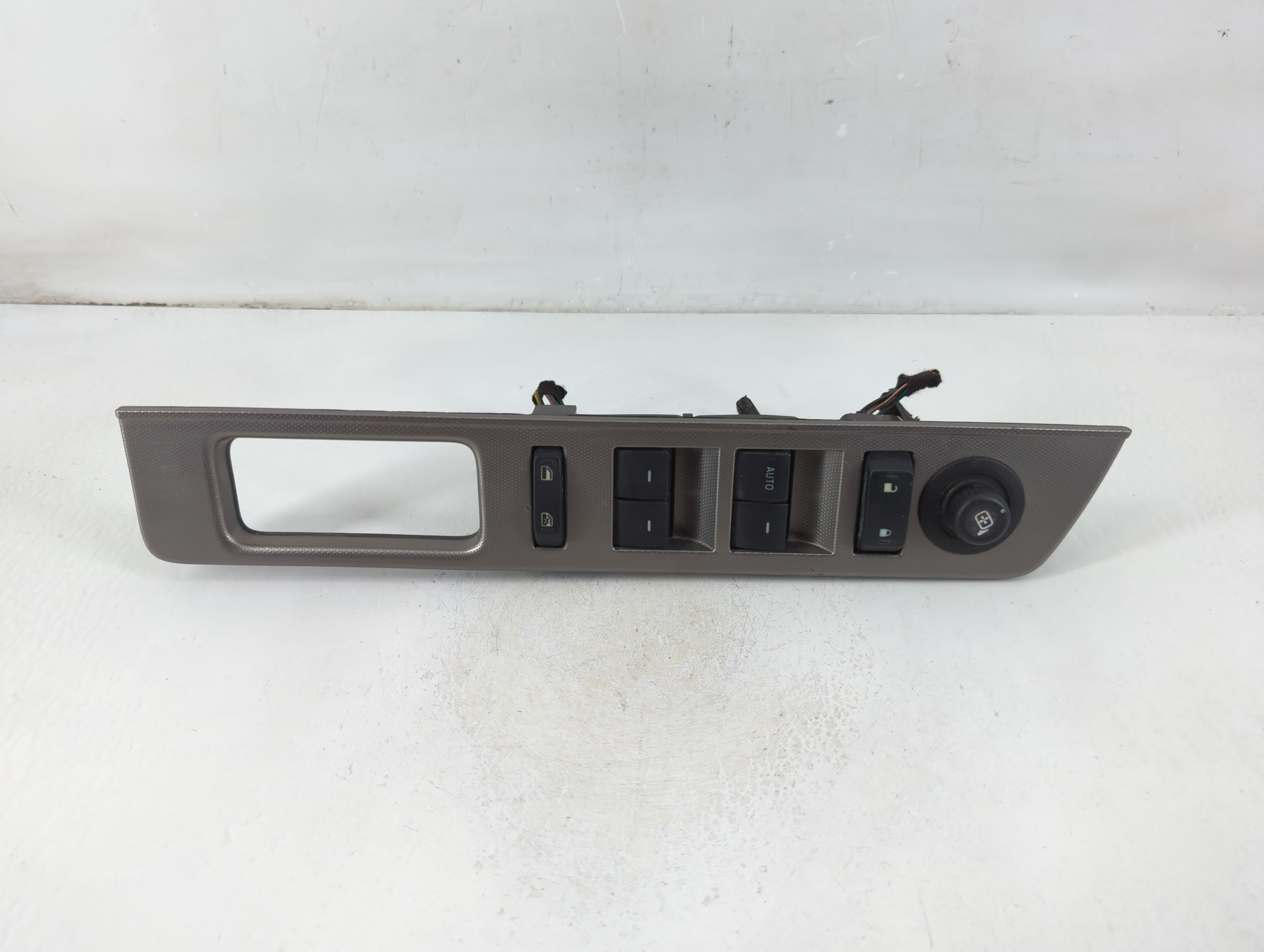 2015 Ford Expedition Driver Left Door Master Power Window Switch 1107858 - Oemusedautoparts1.com