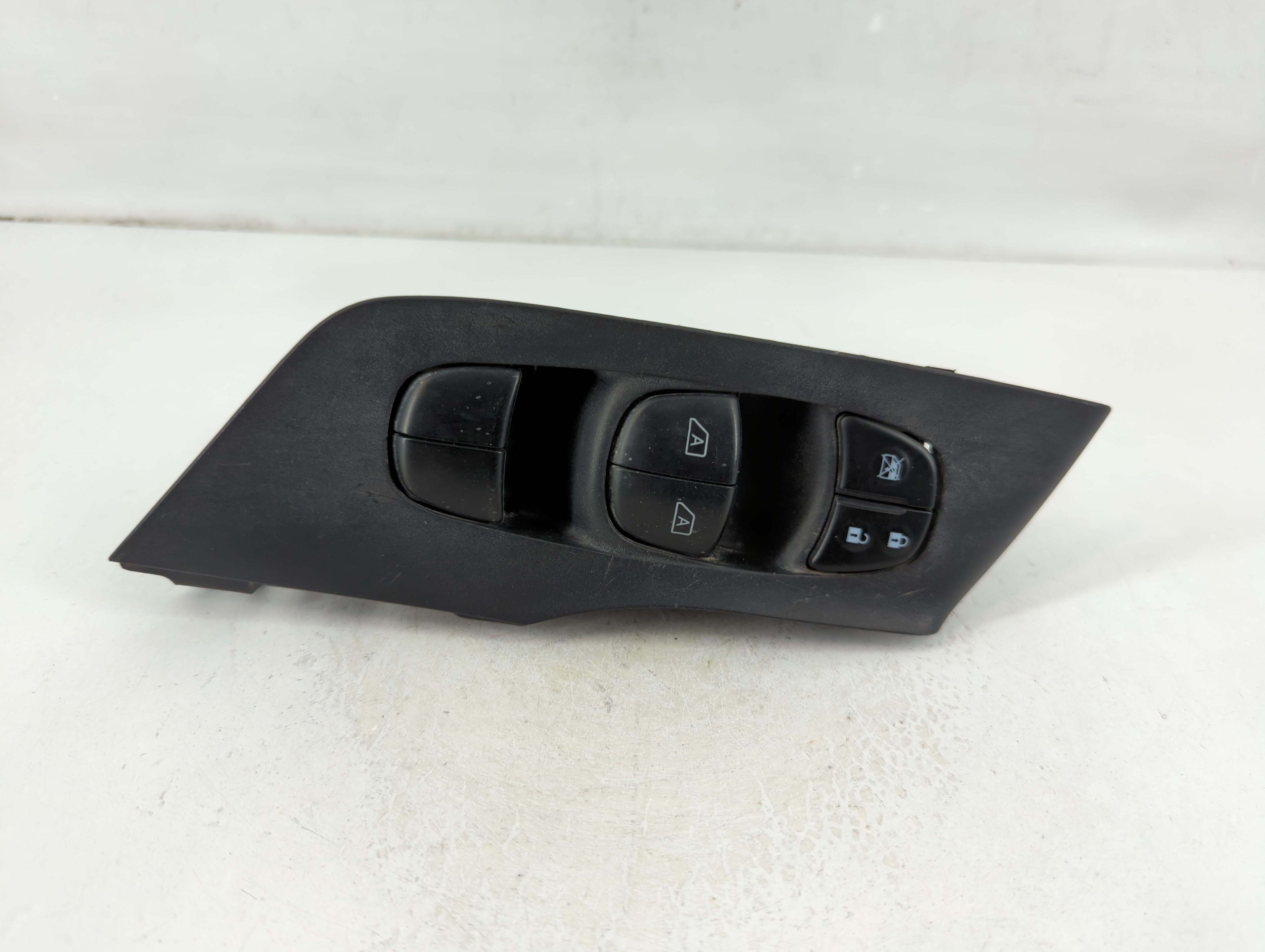 2013-2018 Nissan Altima Driver Left Door Master Power Window Switch 1107859 - Oemusedautoparts1.com