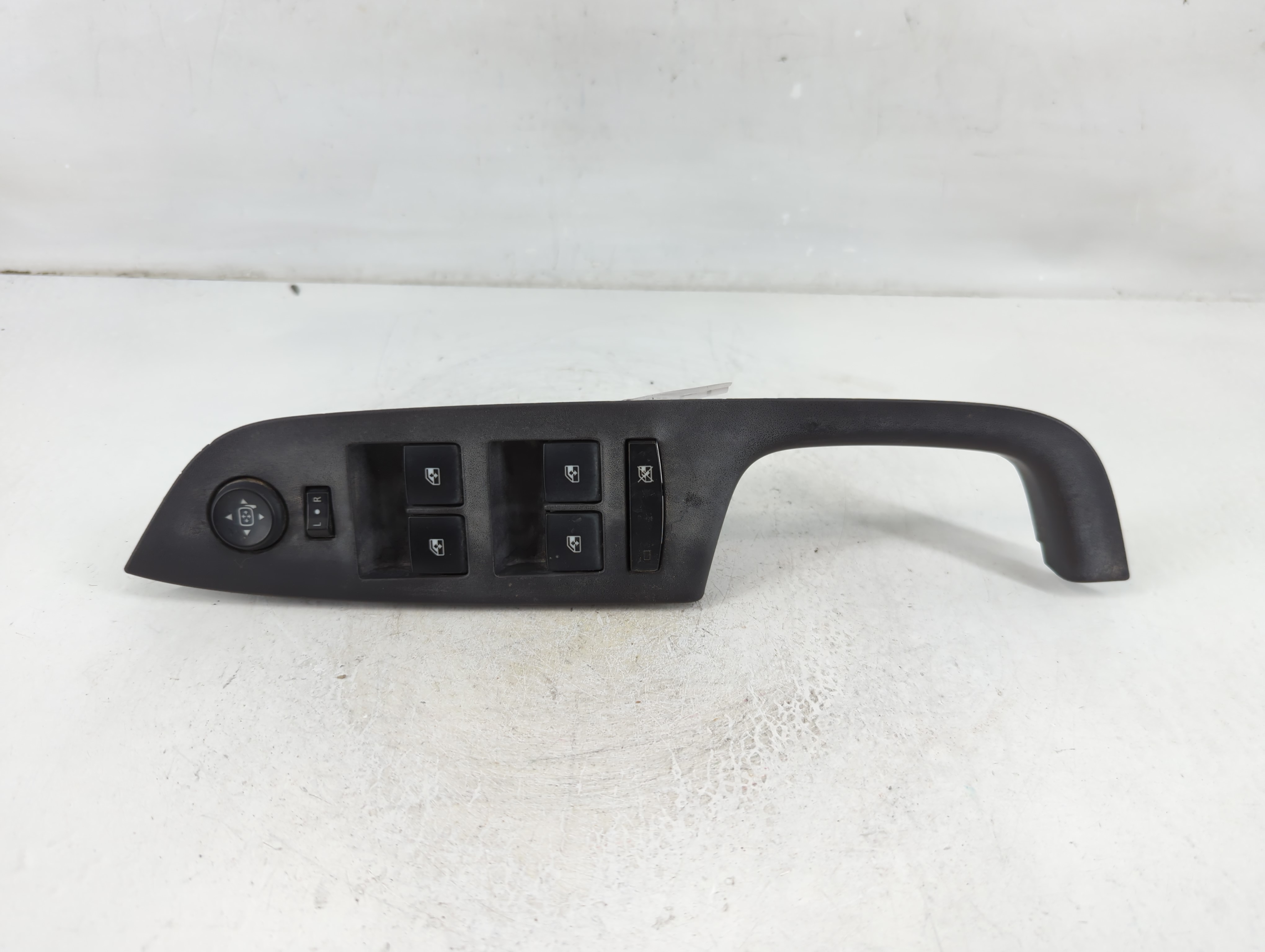 Picture of 2010-2017 Chevrolet Equinox Driver Left Door Master Power Window Switch 1107864