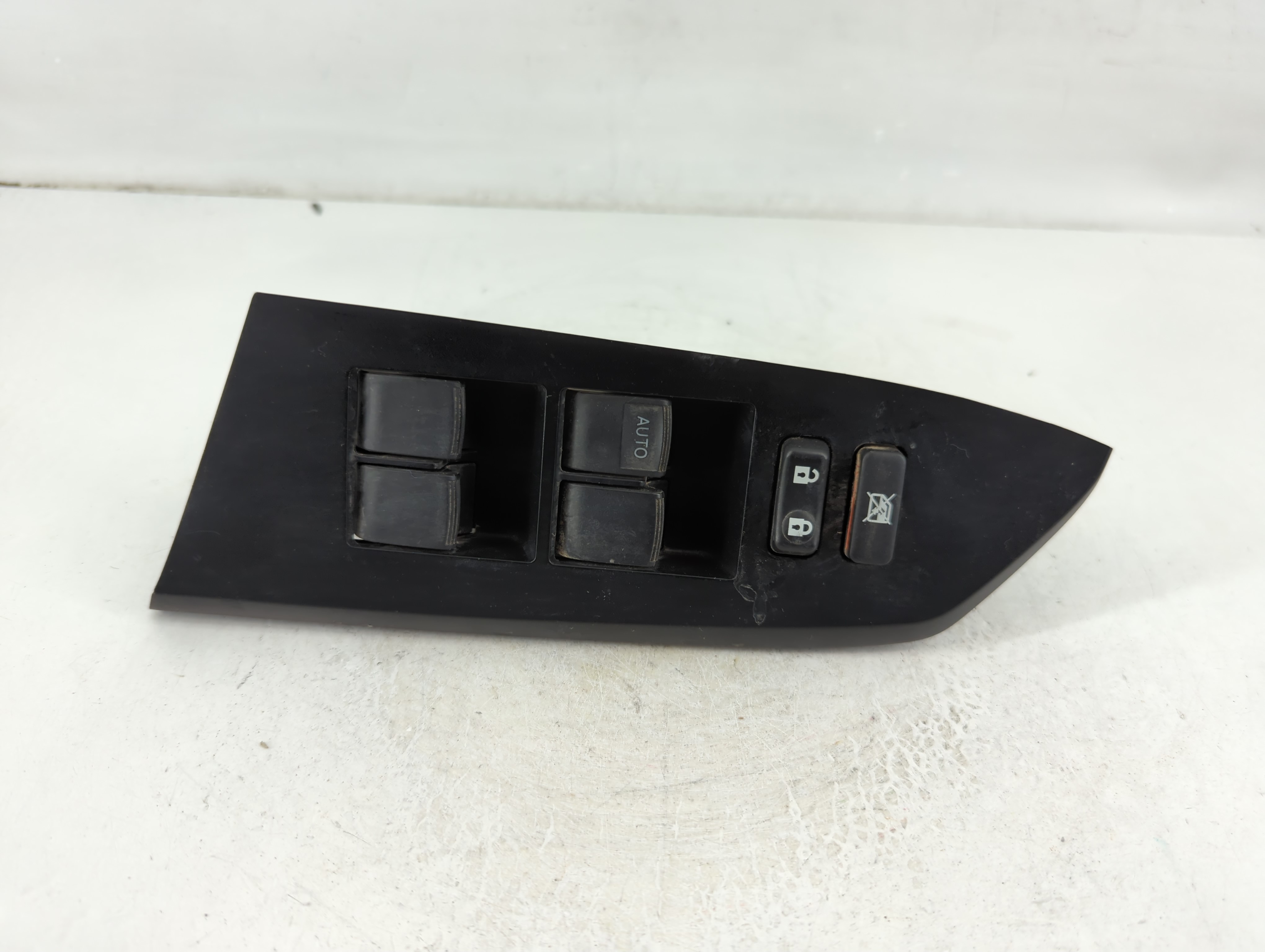 Picture of 2015-2021 Toyota Tundra Driver Left Door Master Power Window Switch 1107867