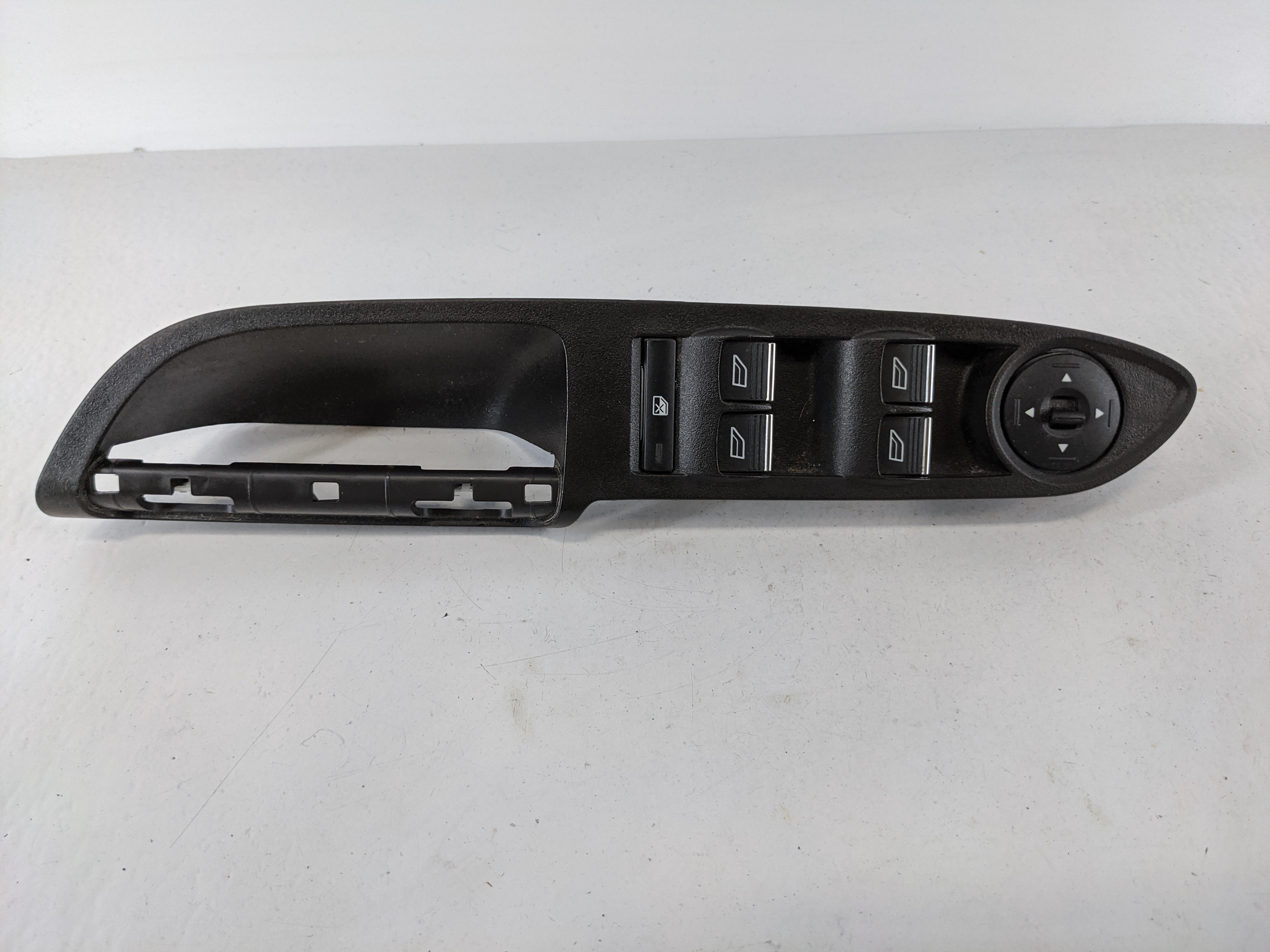 2013-2019 Ford Escape Driver Left Door Master Power Window Switch 1107879 - Oemusedautoparts1.com