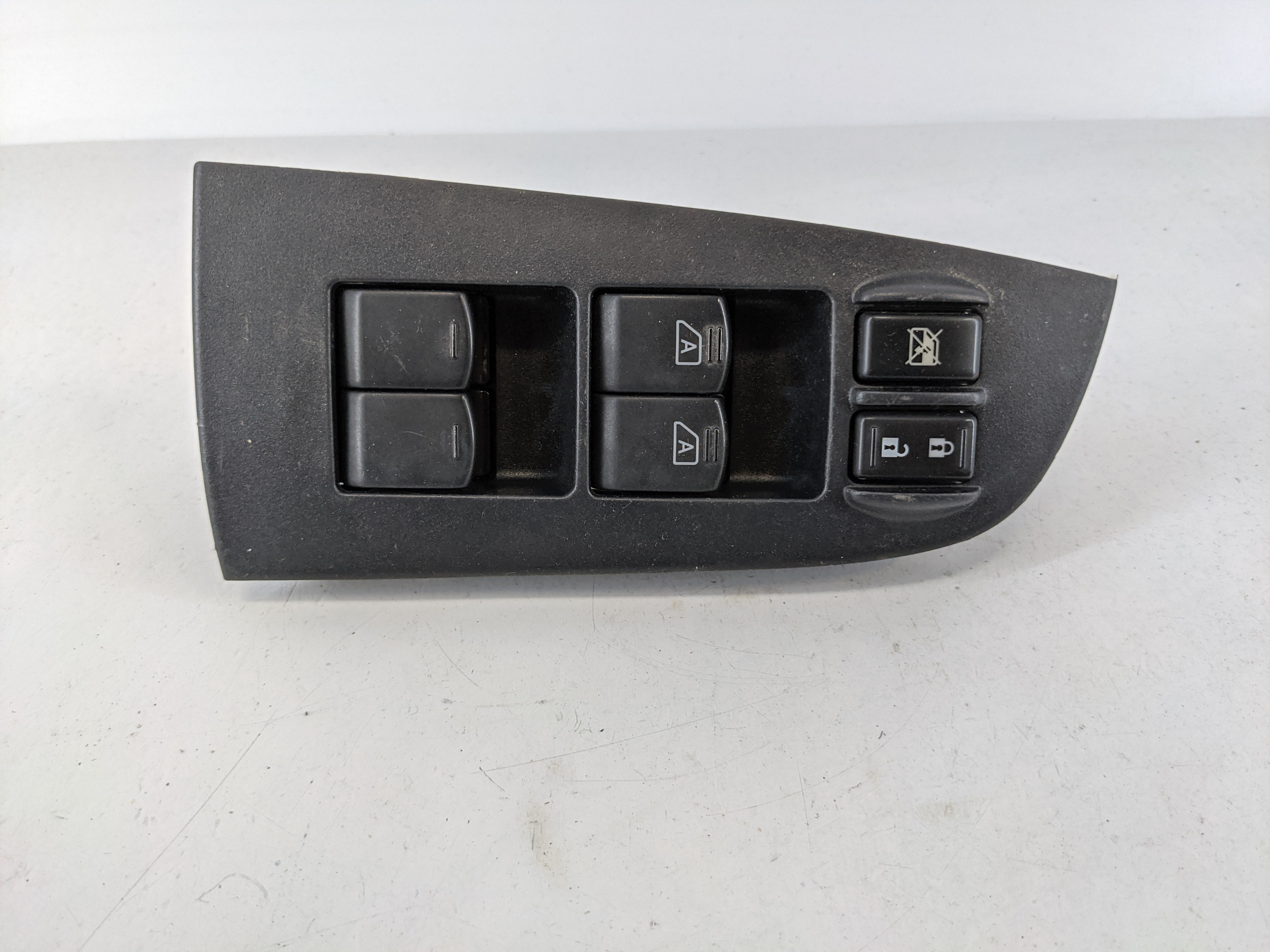2009-2014 Nissan Maxima Driver Left Door Master Power Window Switch 1107883 - Oemusedautoparts1.com