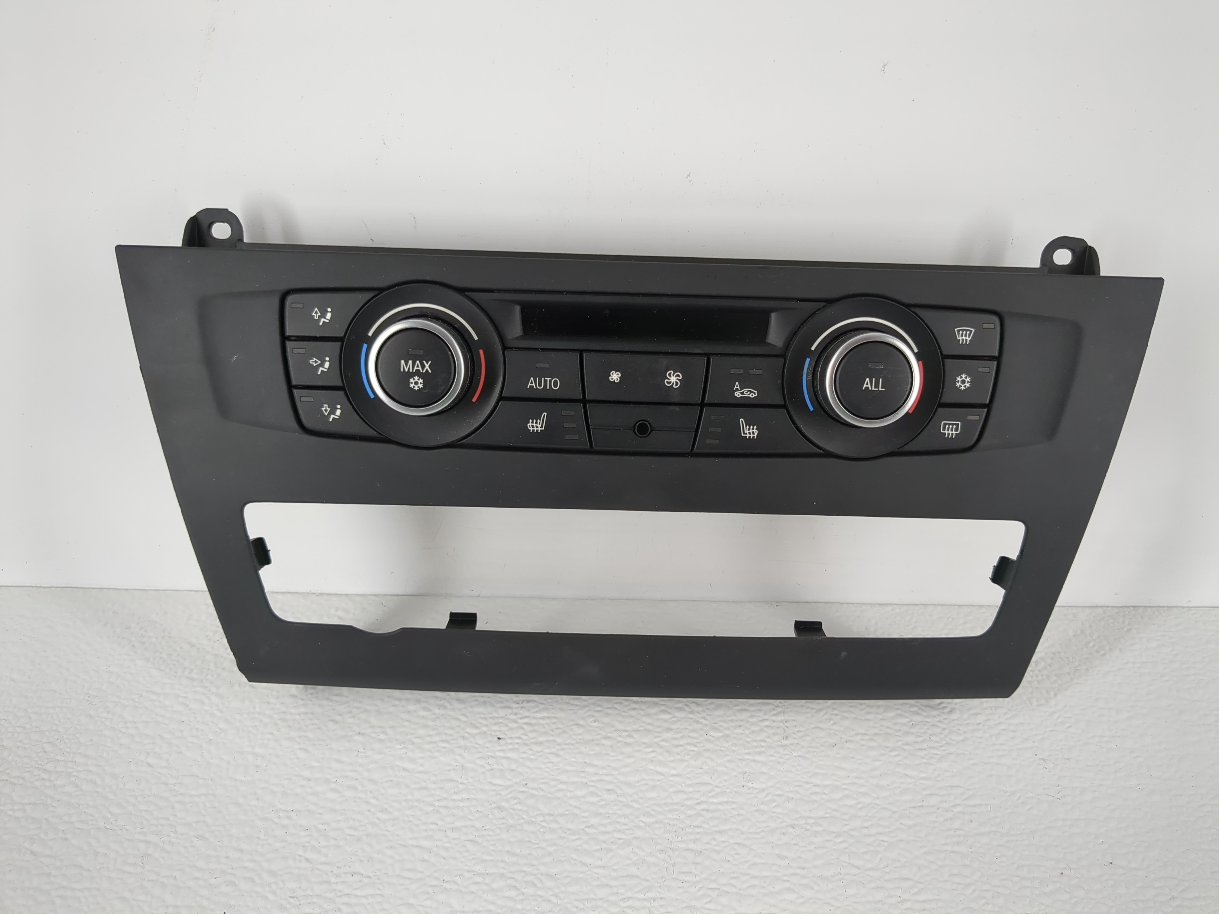 2011-2014 Bmw X3 Ac Heater Climate Control 6411 9252738-01 1107897 - Oemusedautoparts1.com
