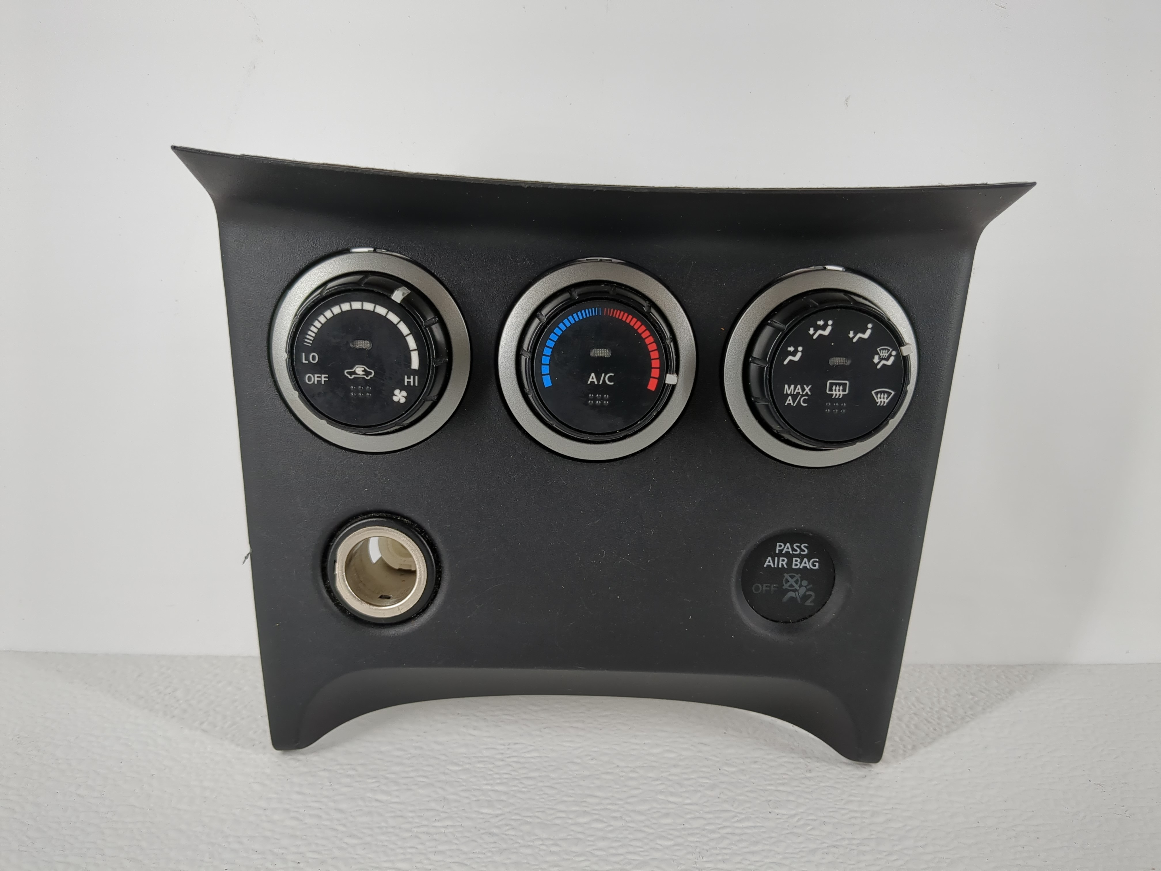 Picture of 2011-2015 Nissan Rogue Ac Heater Climate Control 27500 1vl0c 1107921