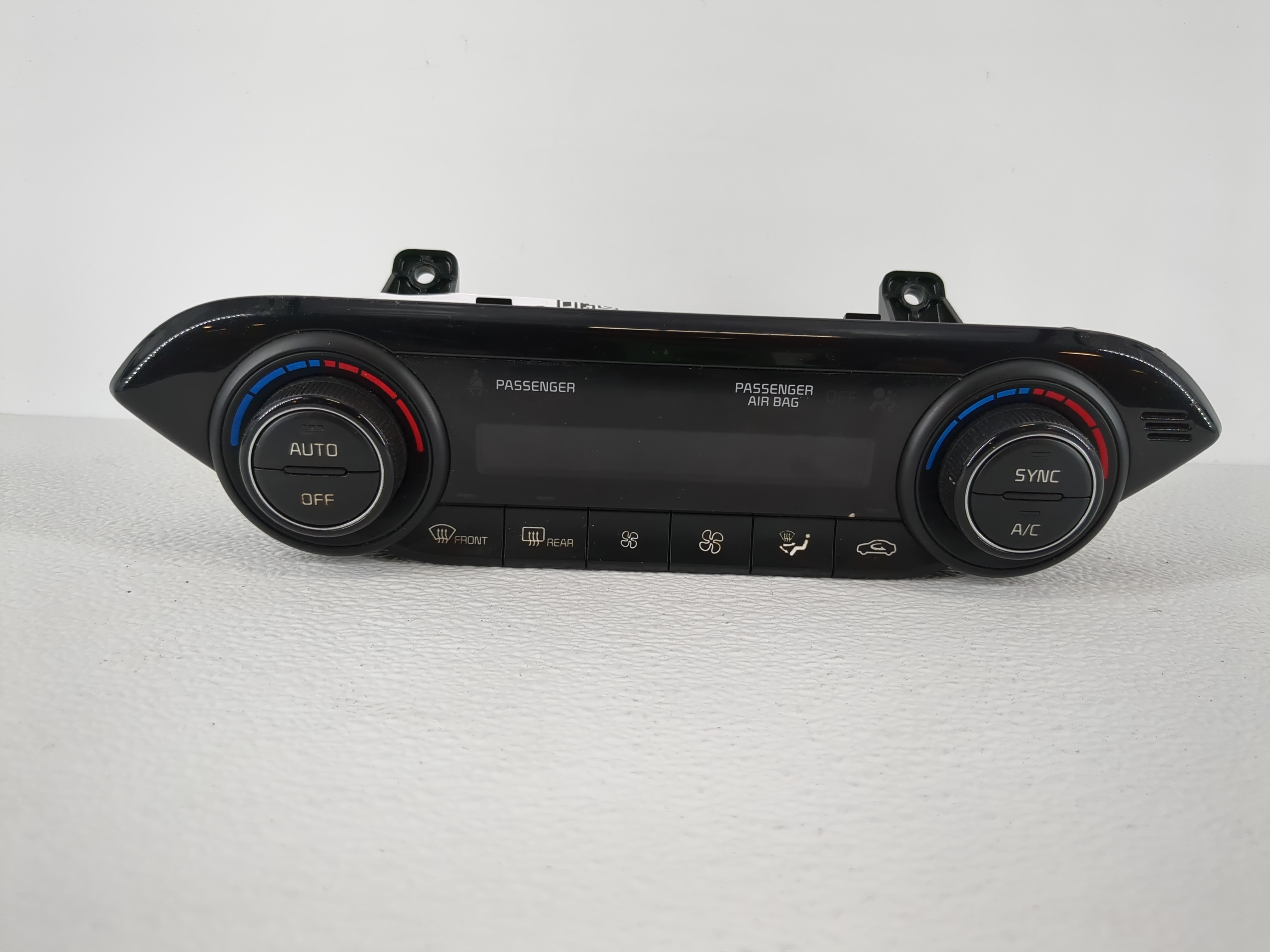 Picture of 2019-2021 Kia Forte Ac Heater Climate Control 97250-m6320wk 1107923