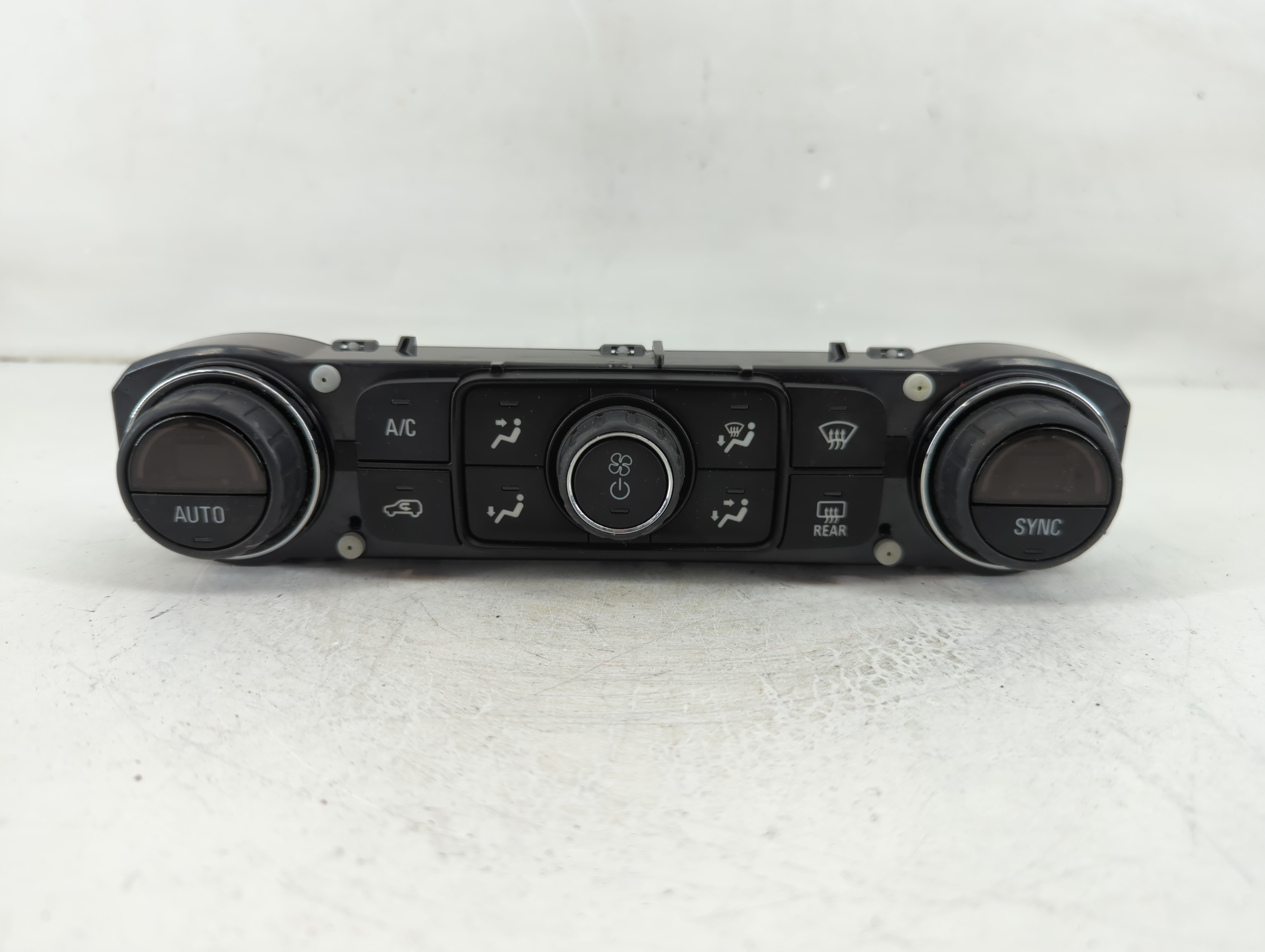 Picture of Gmc Terrain Ac Heater Climate Control 84246526 1107926