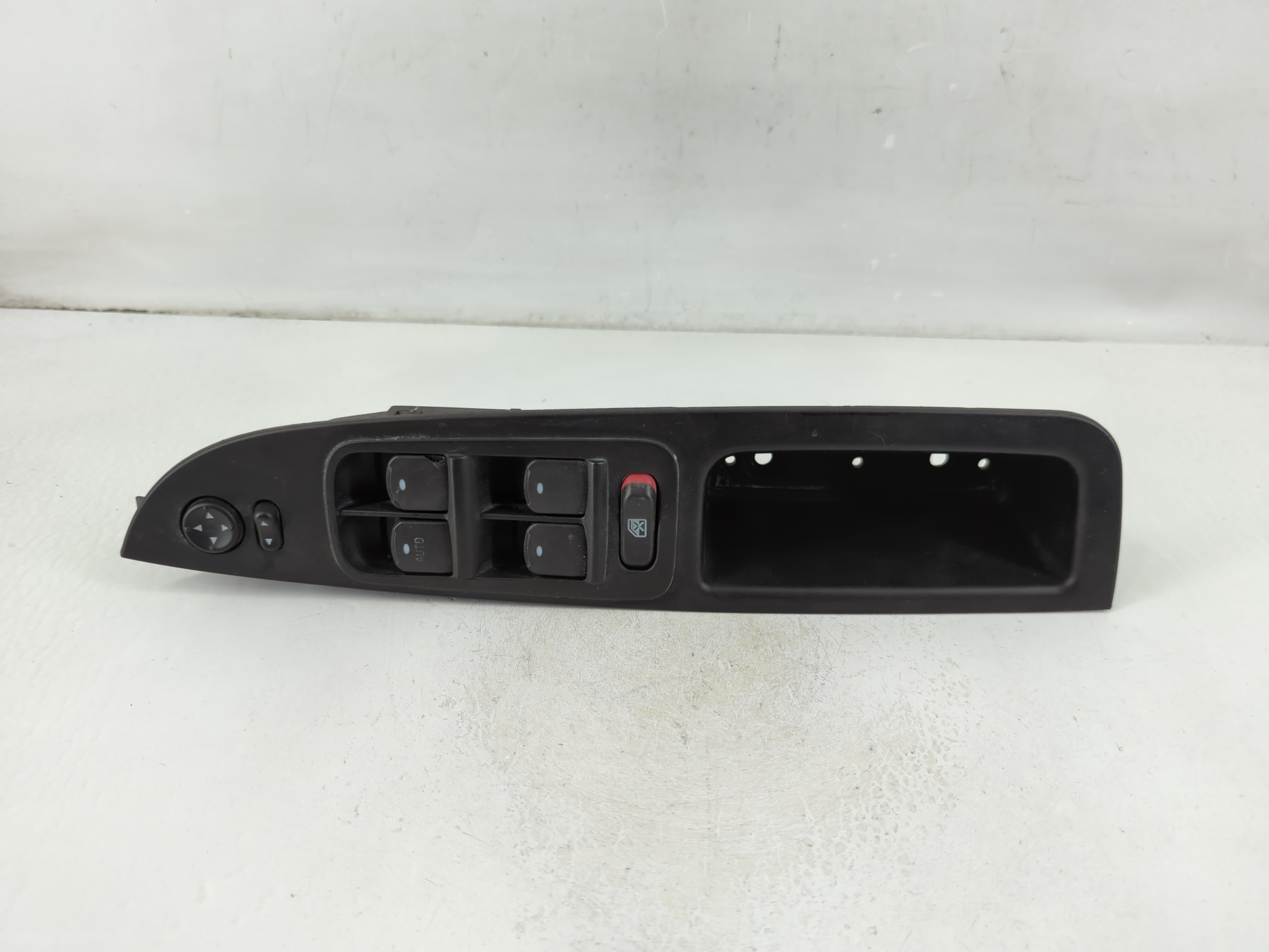 Picture of 2010-2012 Chevrolet Malibu Driver Left Door Master Power Window Switch 1107957