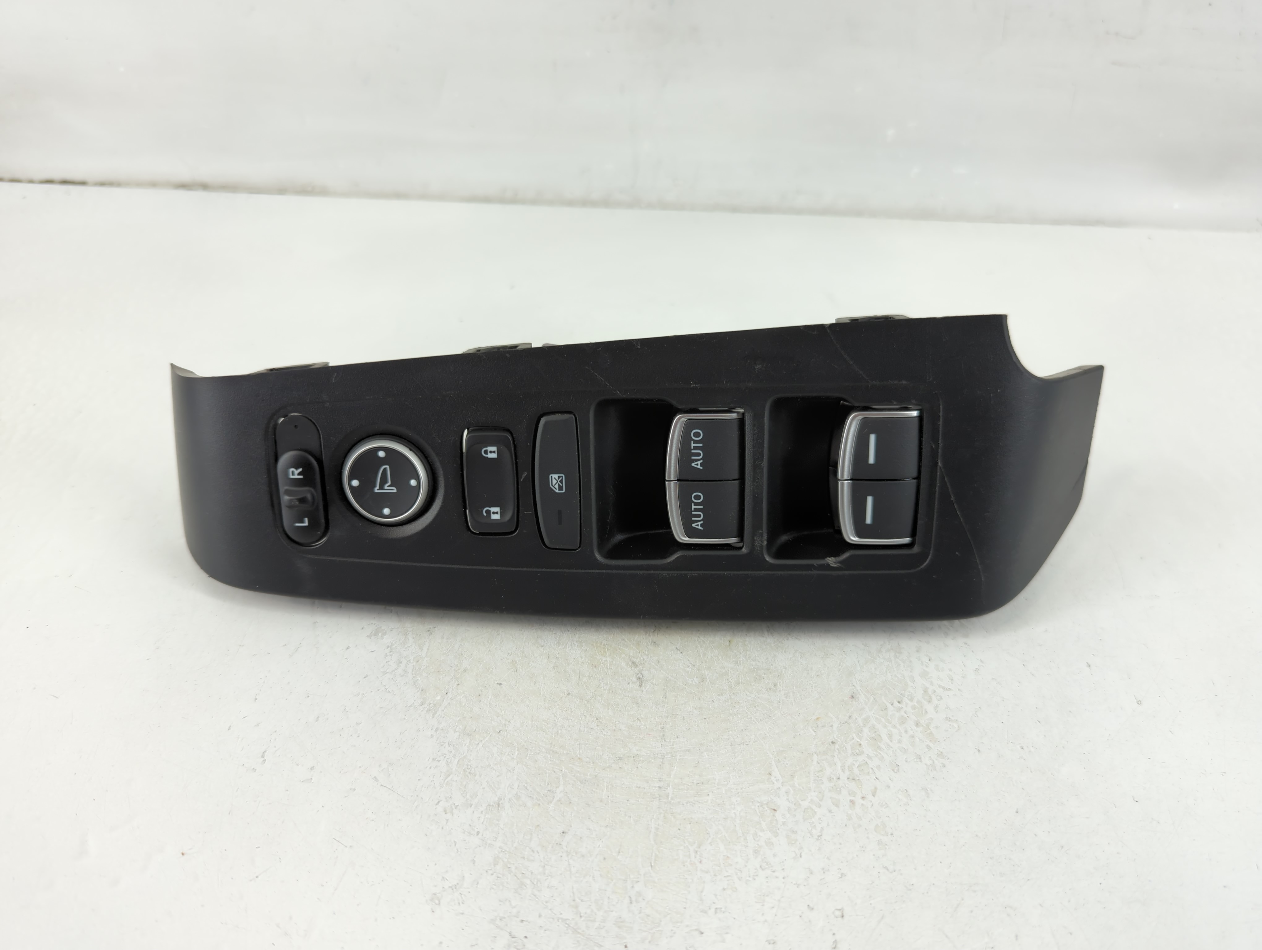 2022-2022 Honda Civic Driver Left Door Master Power Window Switch 1107958 - Oemusedautoparts1.com