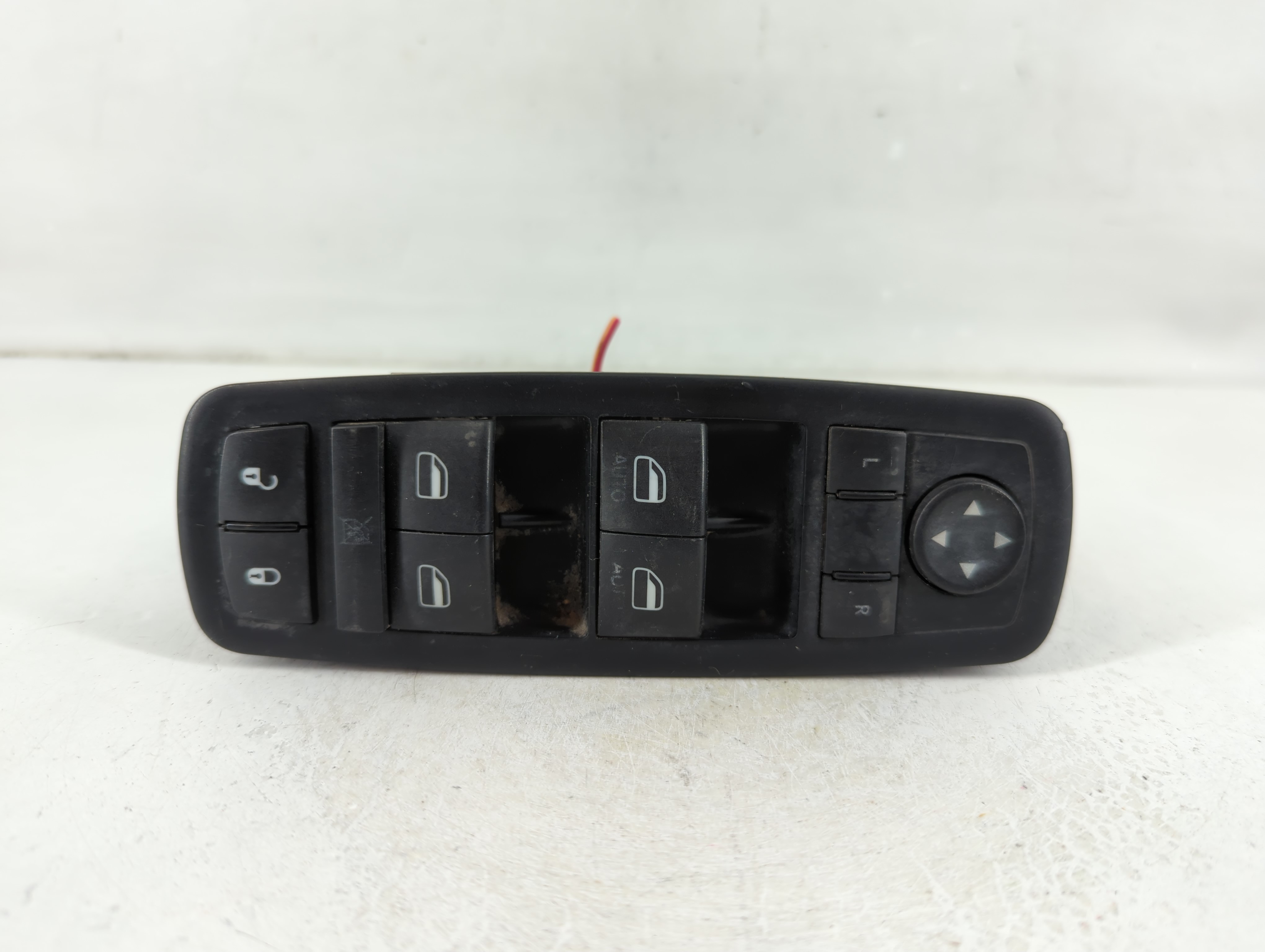 Picture of Dodge Caravan Driver Left Door Master Power Window Switch 6811086aa 1107964