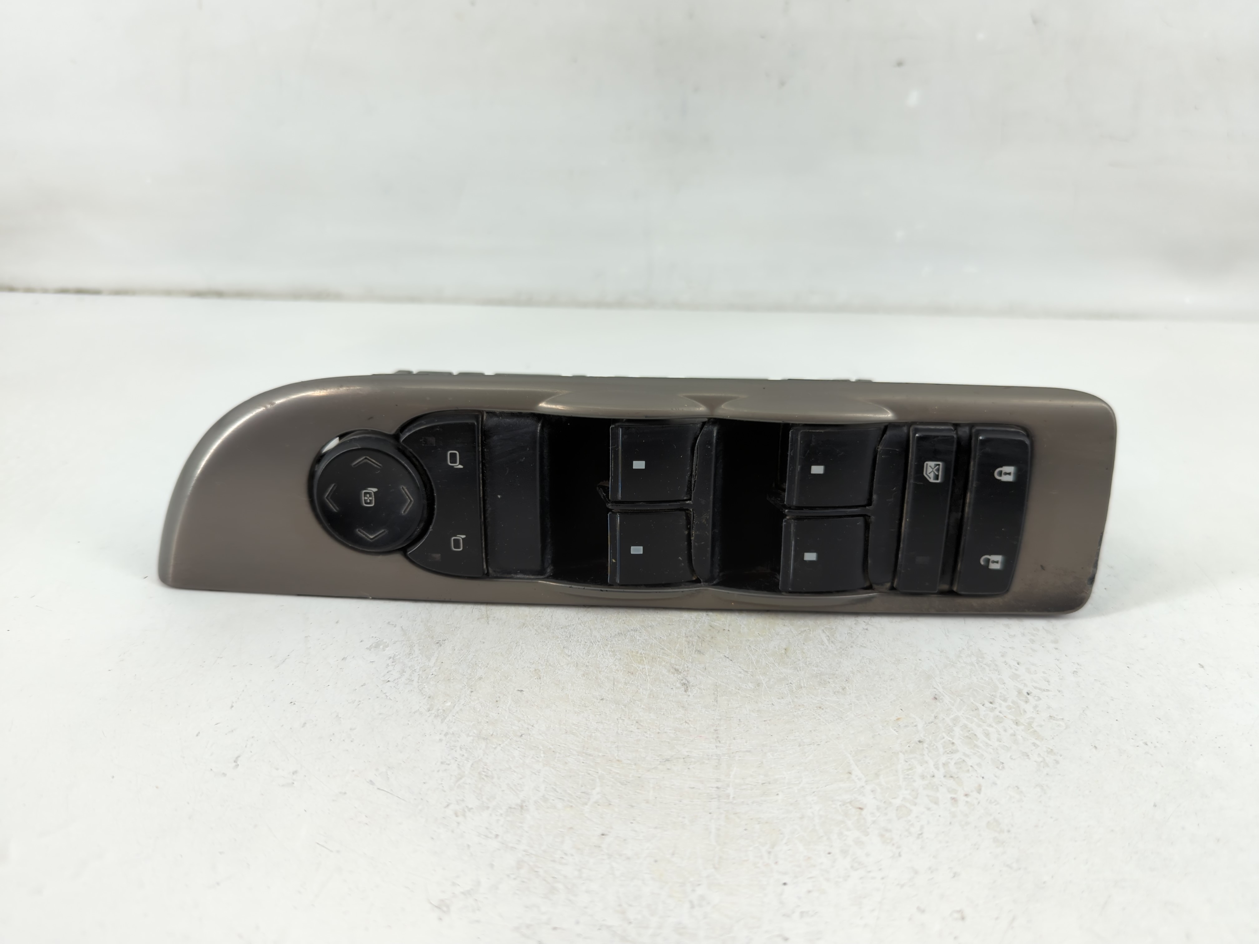 2009 Chevrolet Suburban 2500 Driver Left Door Master Power Window Switch 1107965 - Oemusedautoparts1.com