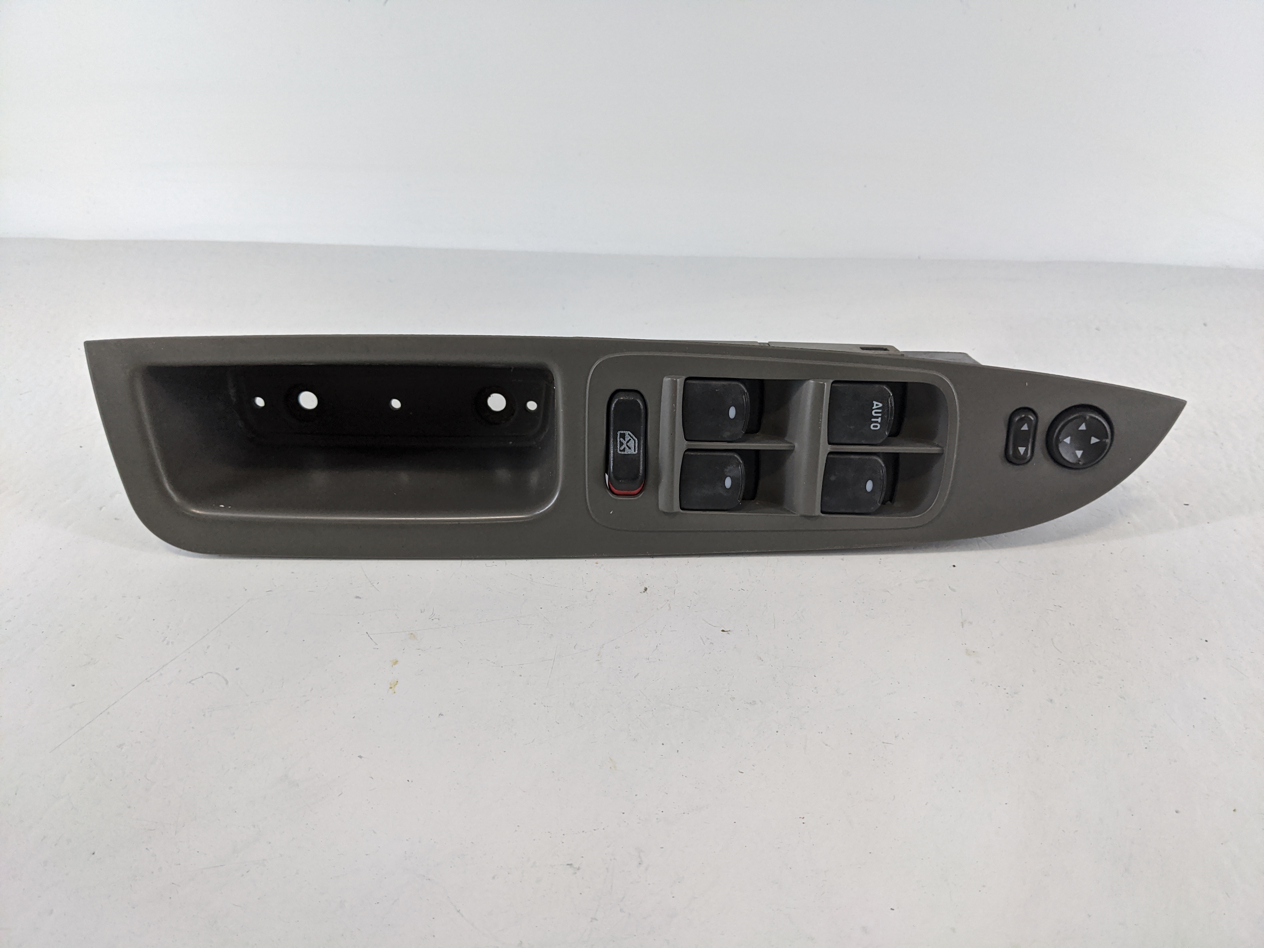 Picture of 2010-2011 Chevrolet Malibu Driver Left Door Master Power Window Switch 1107966