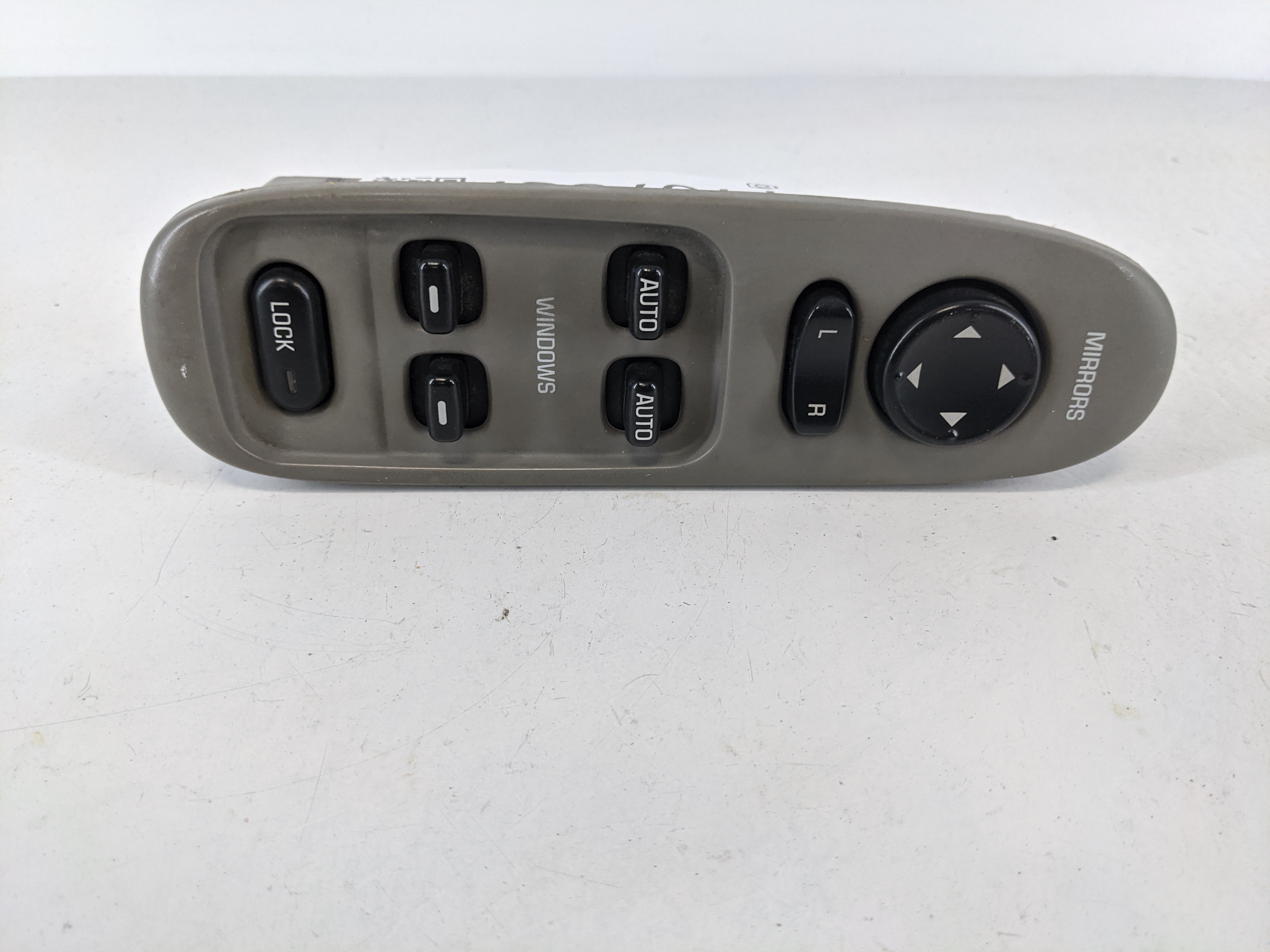 Picture of 2000-2005 Buick Lesabre Driver Left Door Master Power Window Switch 1107967