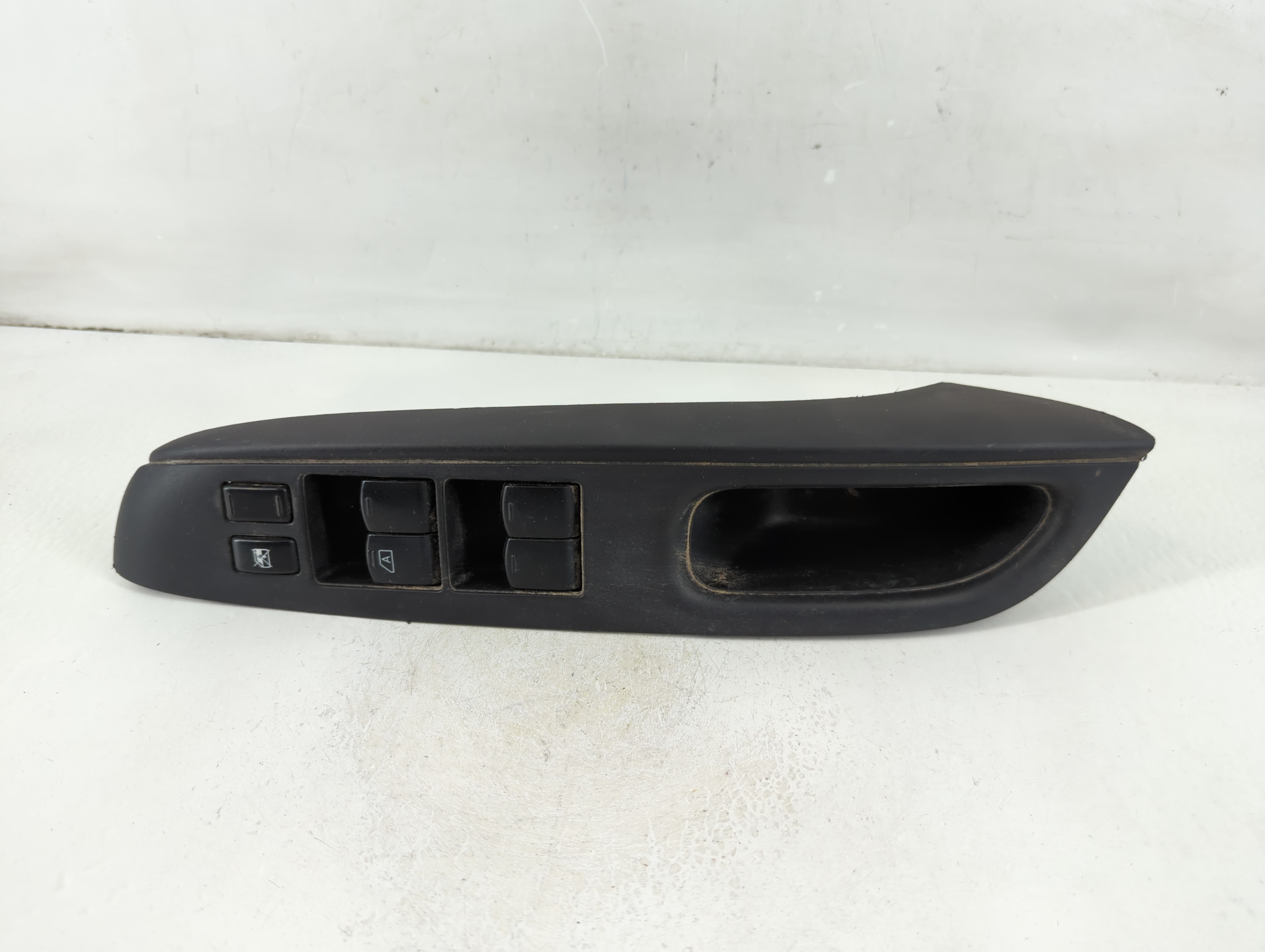 2012-2019 Nissan Versa Driver Left Door Master Power Window Switch 1107989 - Oemusedautoparts1.com