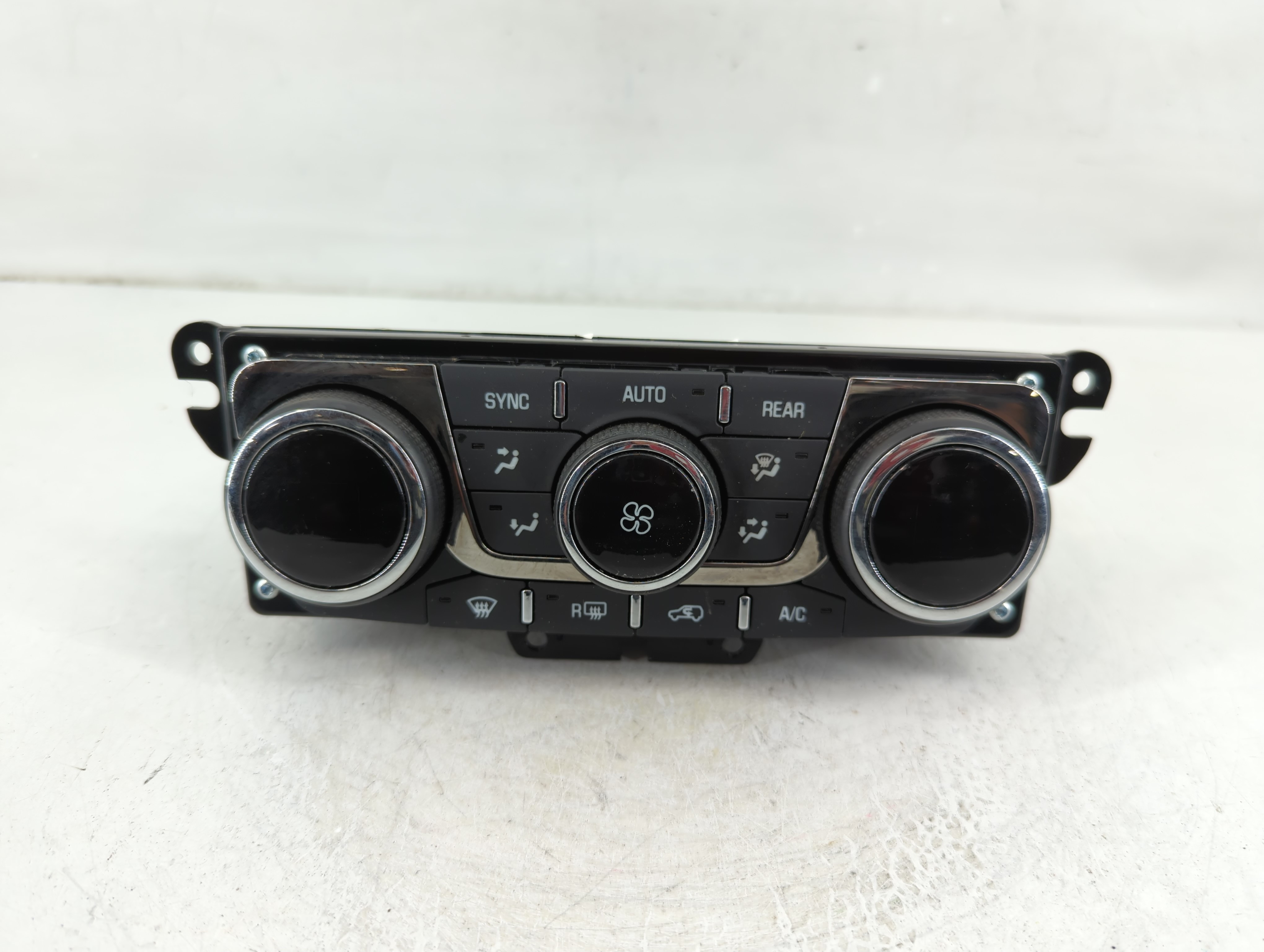 Picture of 2013-2017 Buick Enclave Ac Heater Climate Control 23158335 1108049