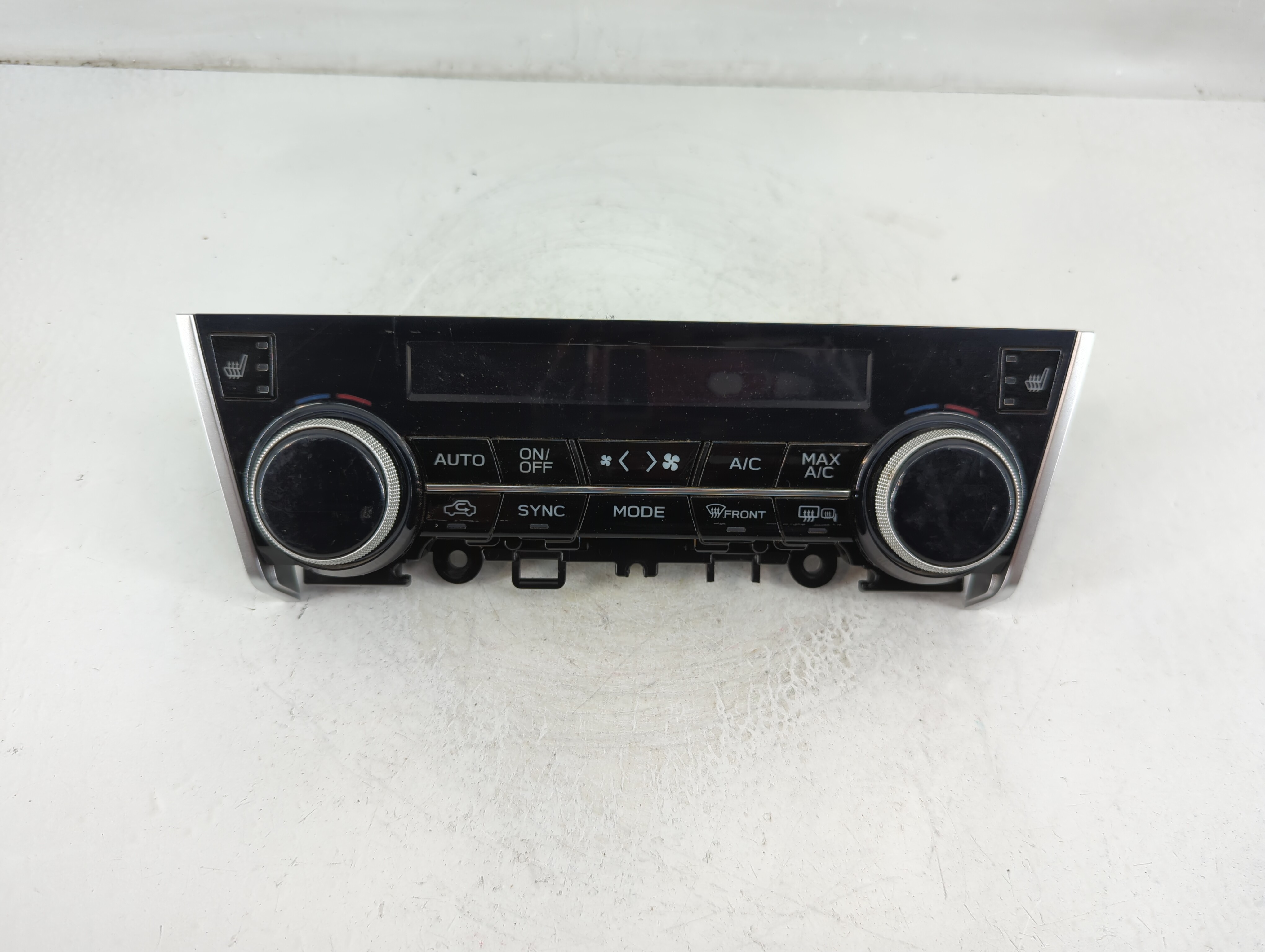 Picture of 2018-2019 Subaru Legacy Ac Heater Climate Control 72311al32a 1108050