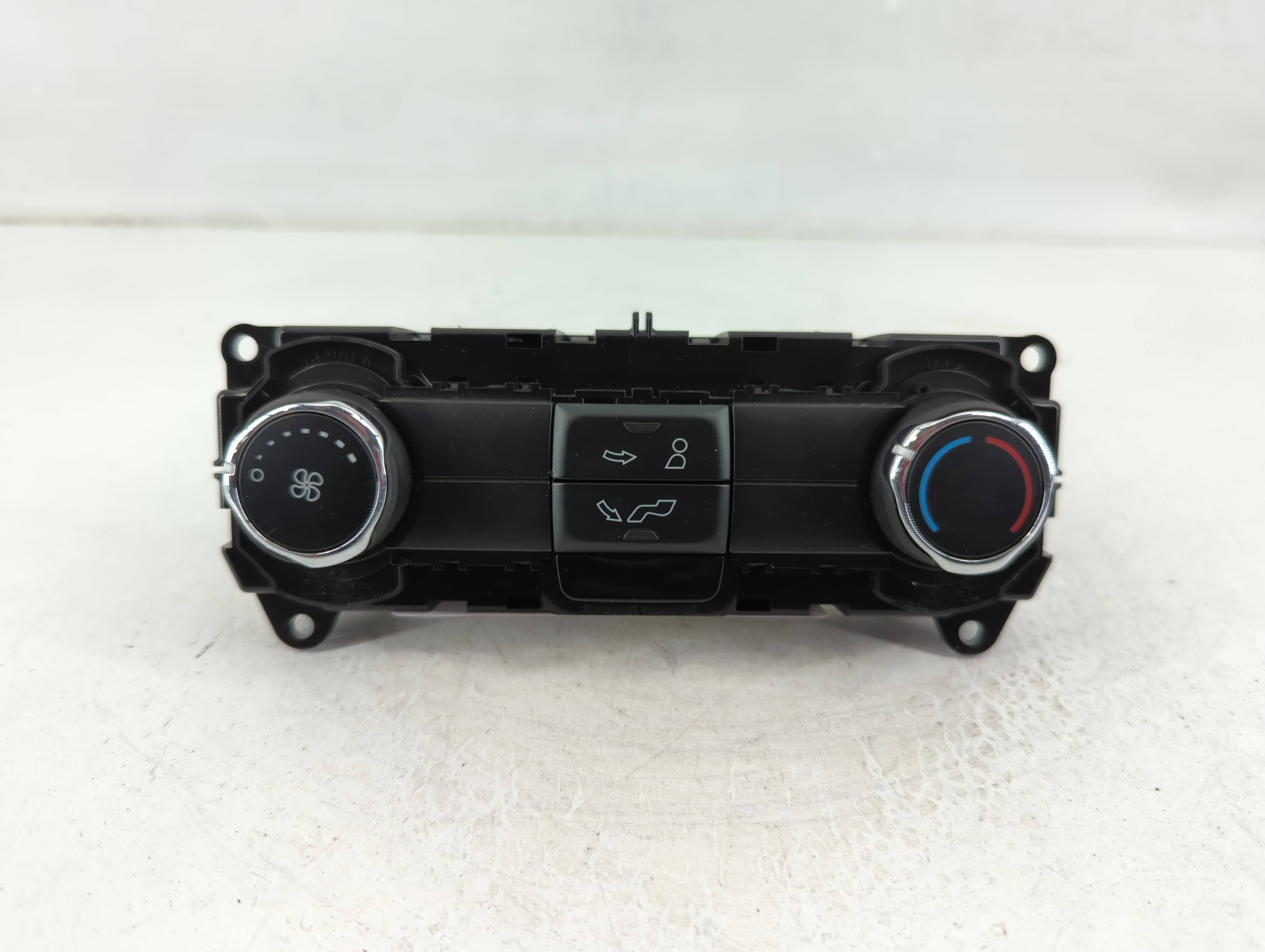 2019 Ford Explorer Ac Heater Climate Control Gb5t-19980-be 1108058 - Oemusedautoparts1.com