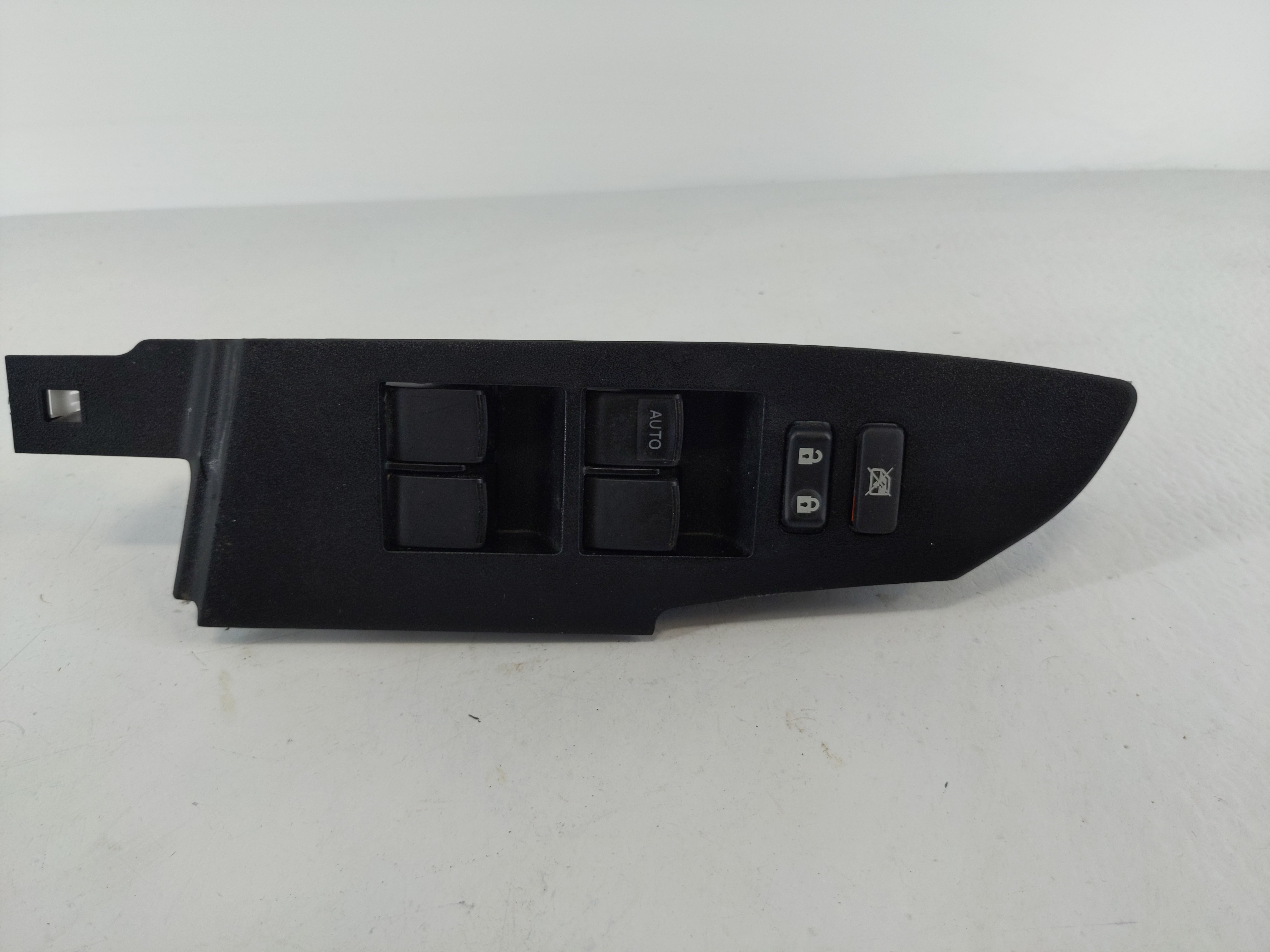 2014-2019 Toyota Corolla Driver Left Door Master Power Window Switch 1108091 - Oemusedautoparts1.com