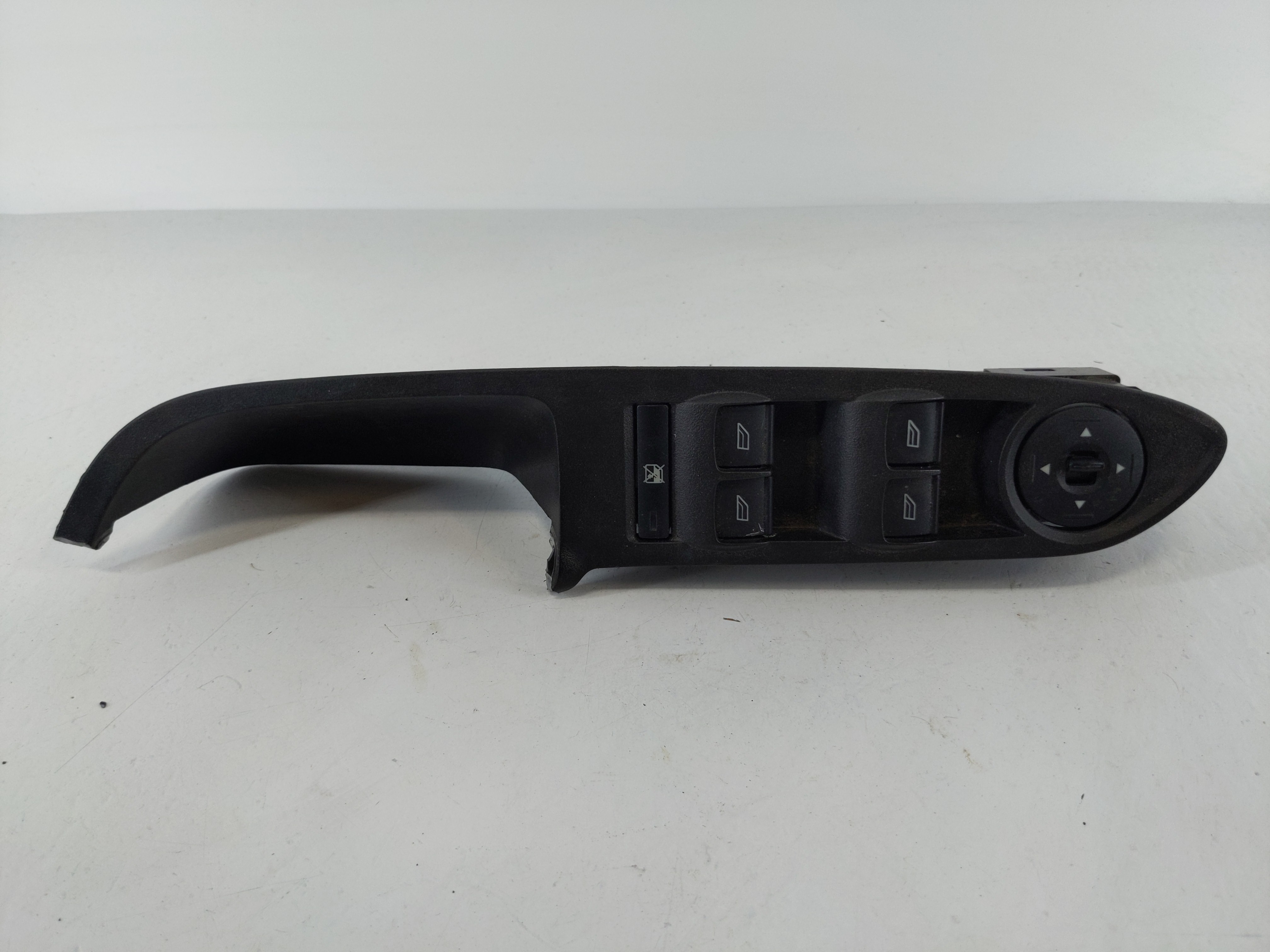Picture of 2013-2019 Ford Escape Driver Left Door Master Power Window Switch 1108095