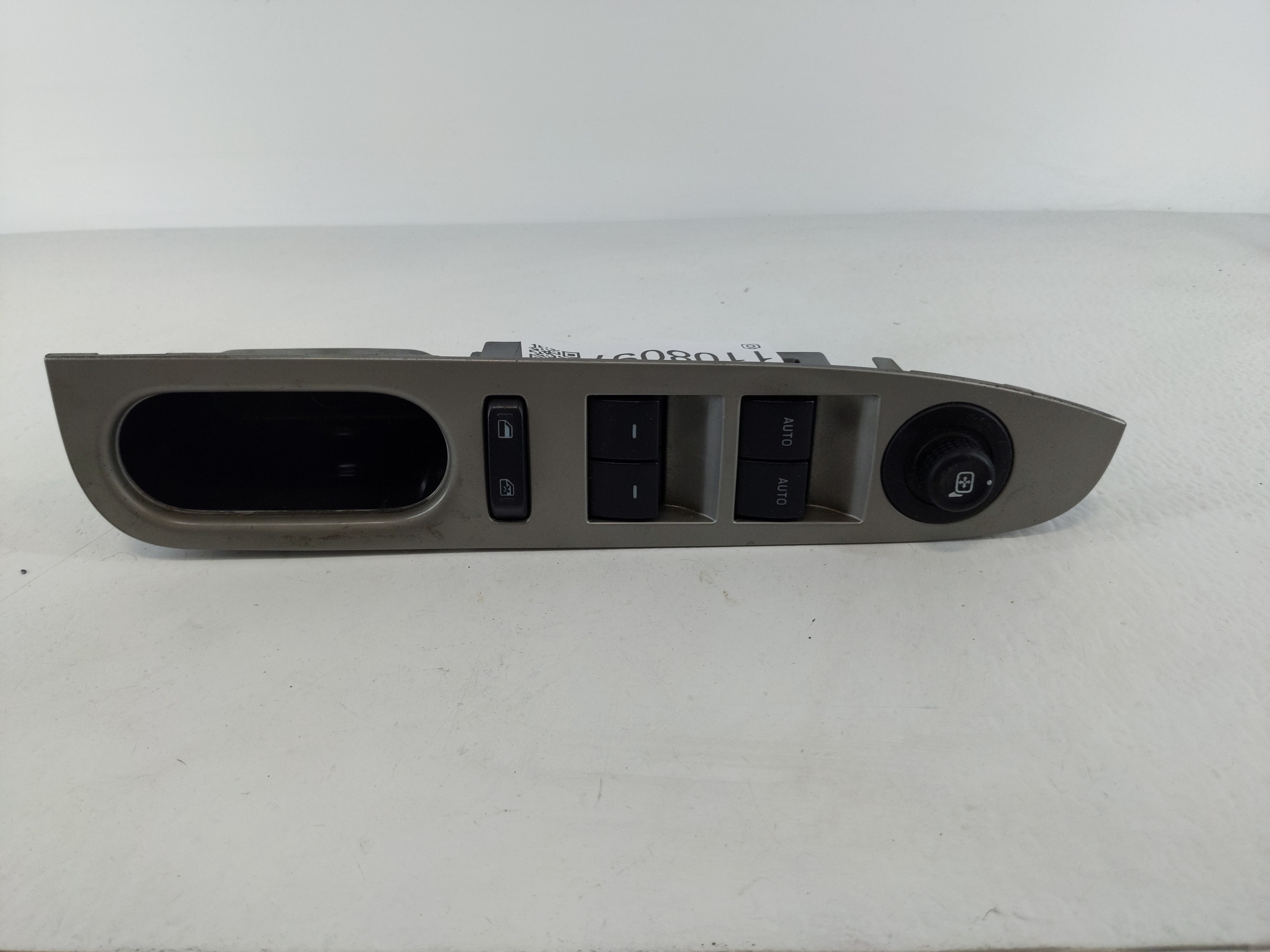 Picture of 2011-2012 Ford Fusion Driver Left Door Master Power Window Switch 1108097