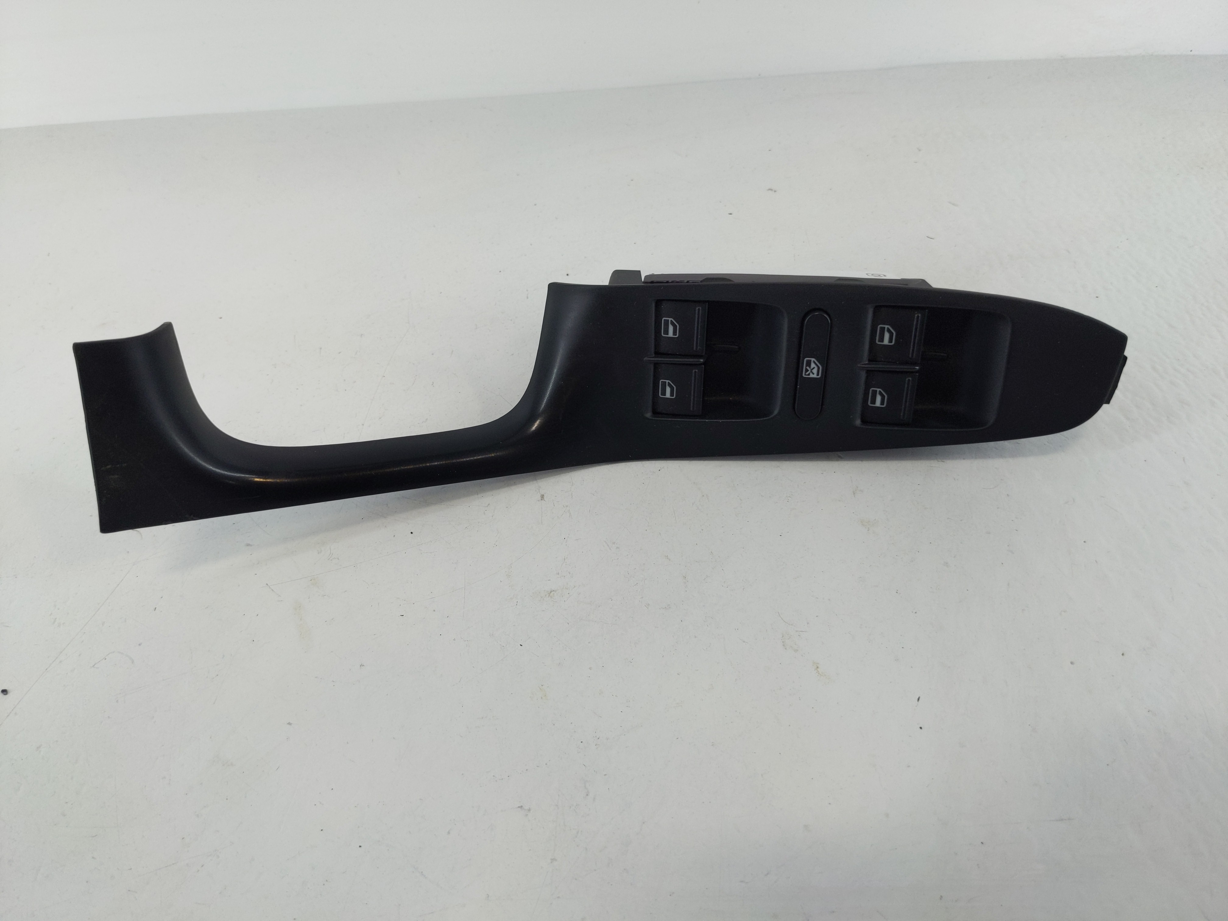 2005-2018 Volkswagen Jetta Driver Left Door Master Power Window Switch 1108100 - Oemusedautoparts1.com