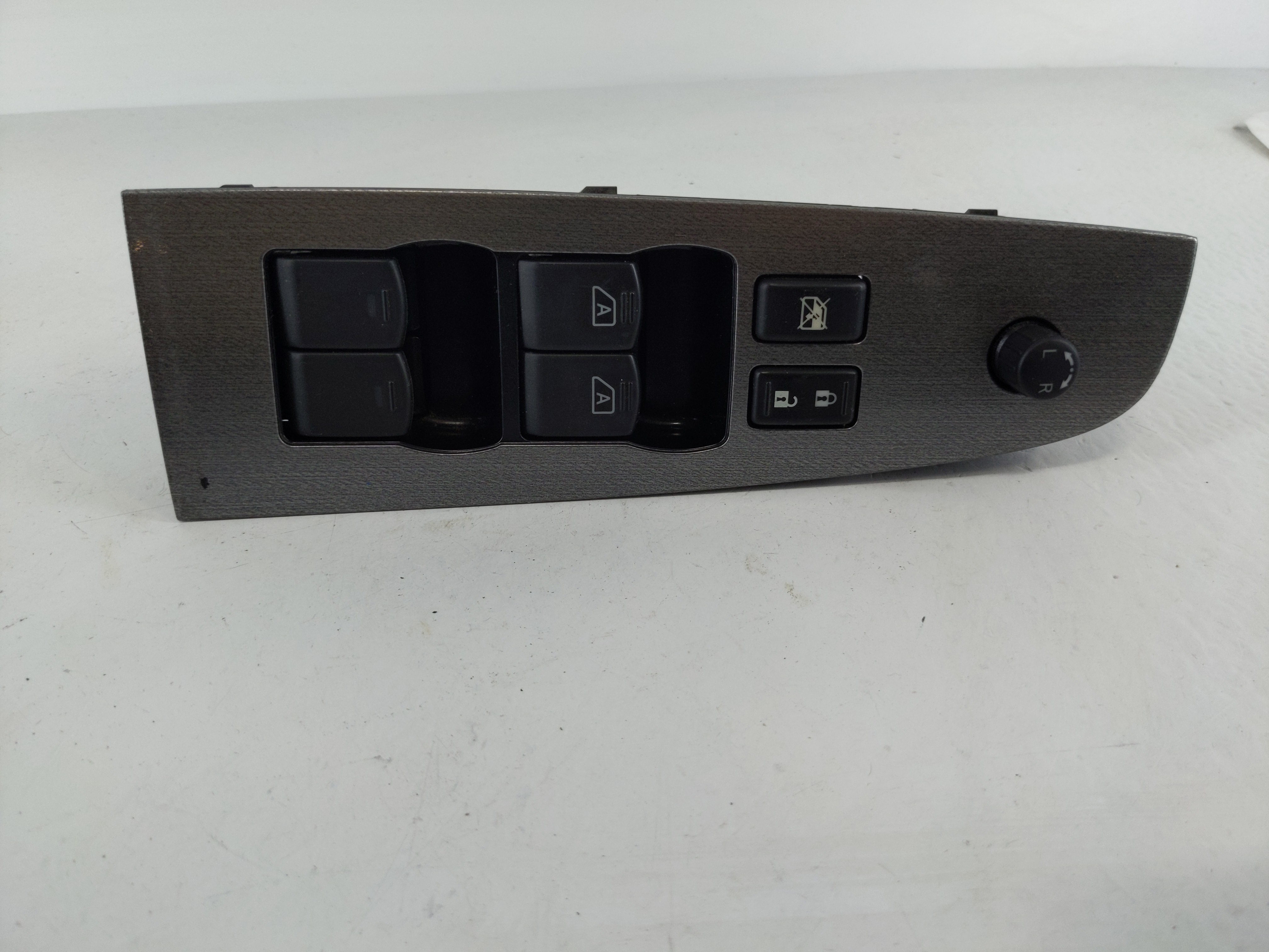 Picture of 2007-2012 Nissan Altima Driver Left Door Master Power Window Switch 1108105