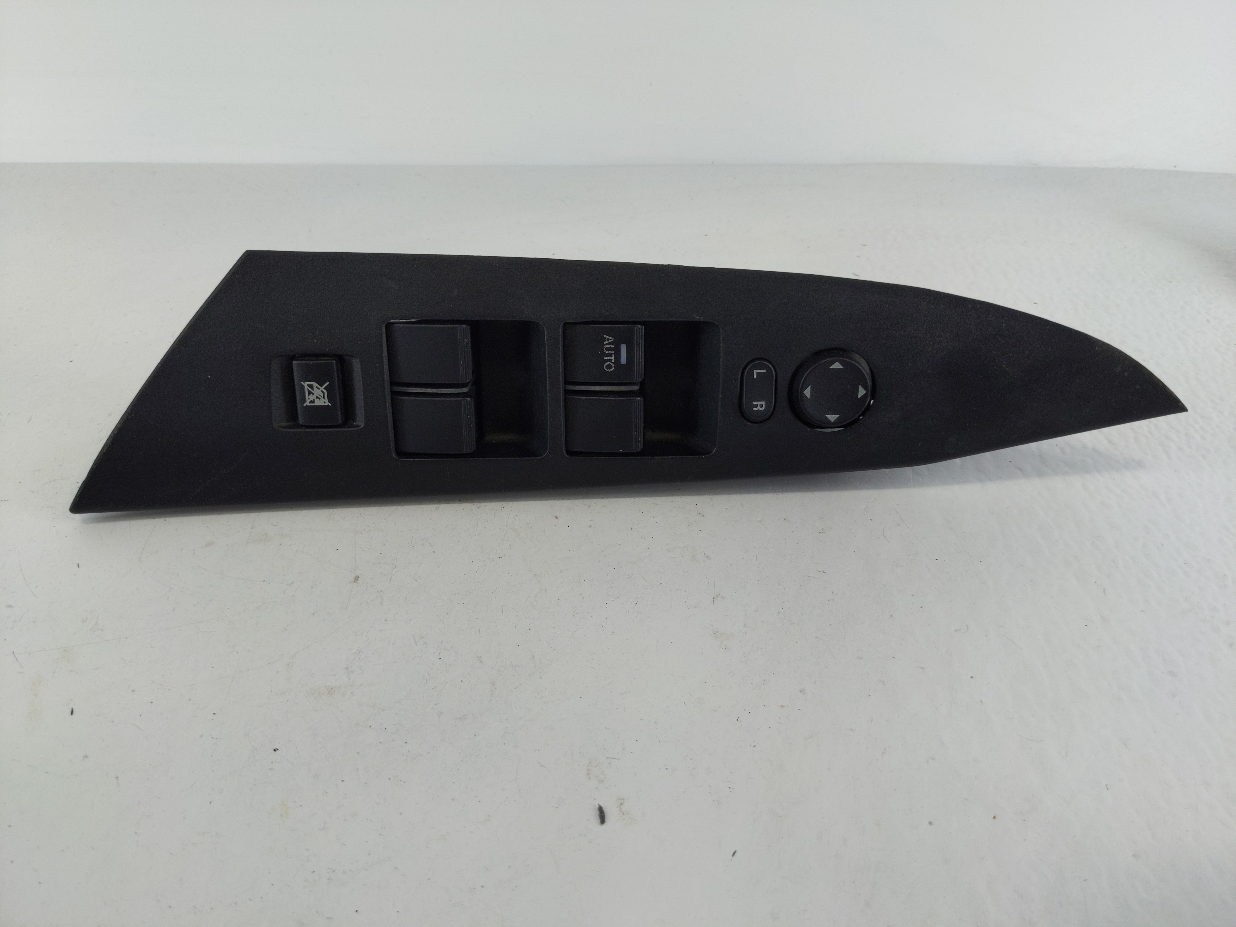 2010-2013 Mazda 3 Driver Left Door Master Power Window Switch 1108108 - Oemusedautoparts1.com