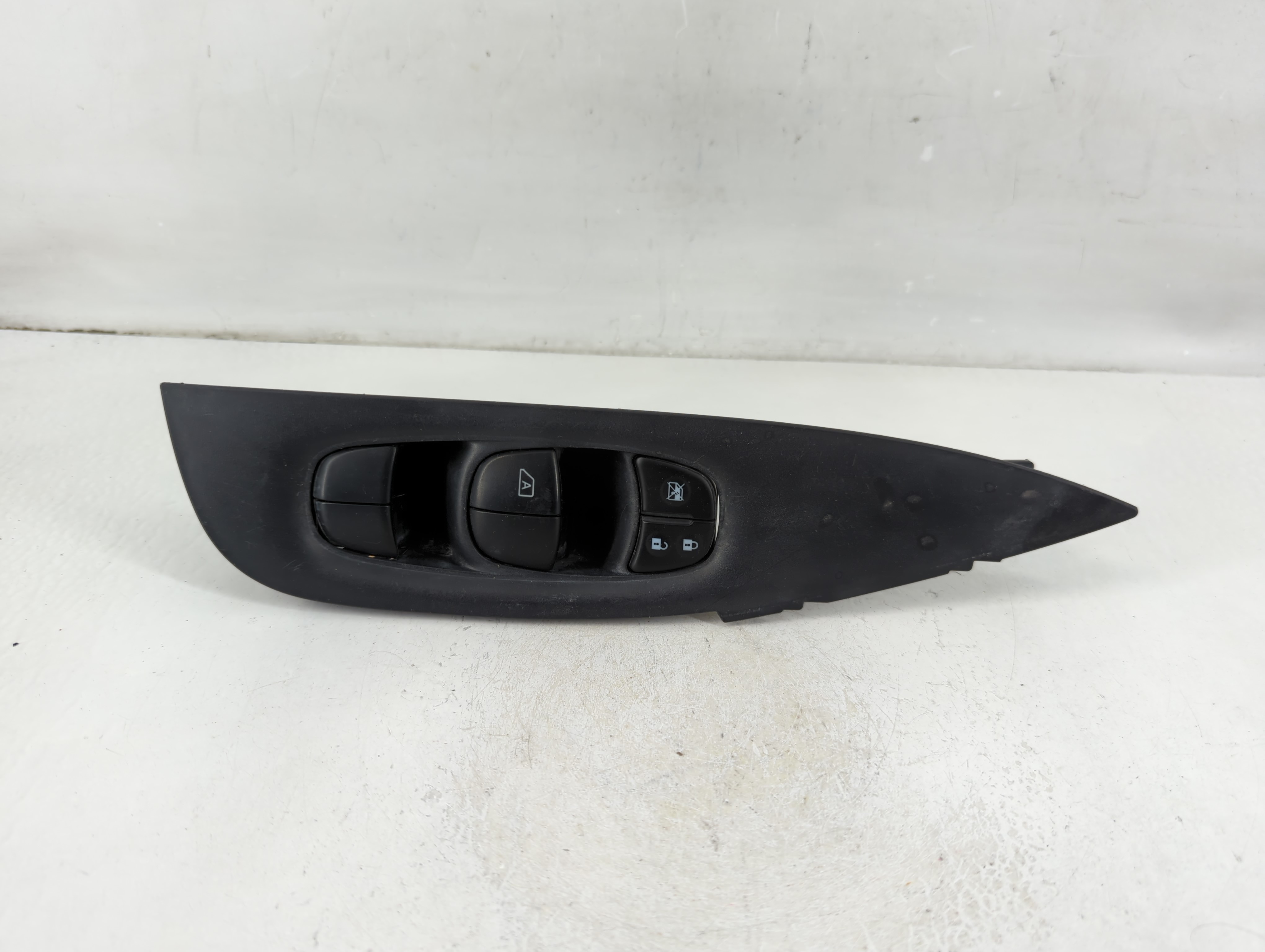 2014-2020 Nissan Rogue Driver Left Door Master Power Window Switch 1108136 - Oemusedautoparts1.com
