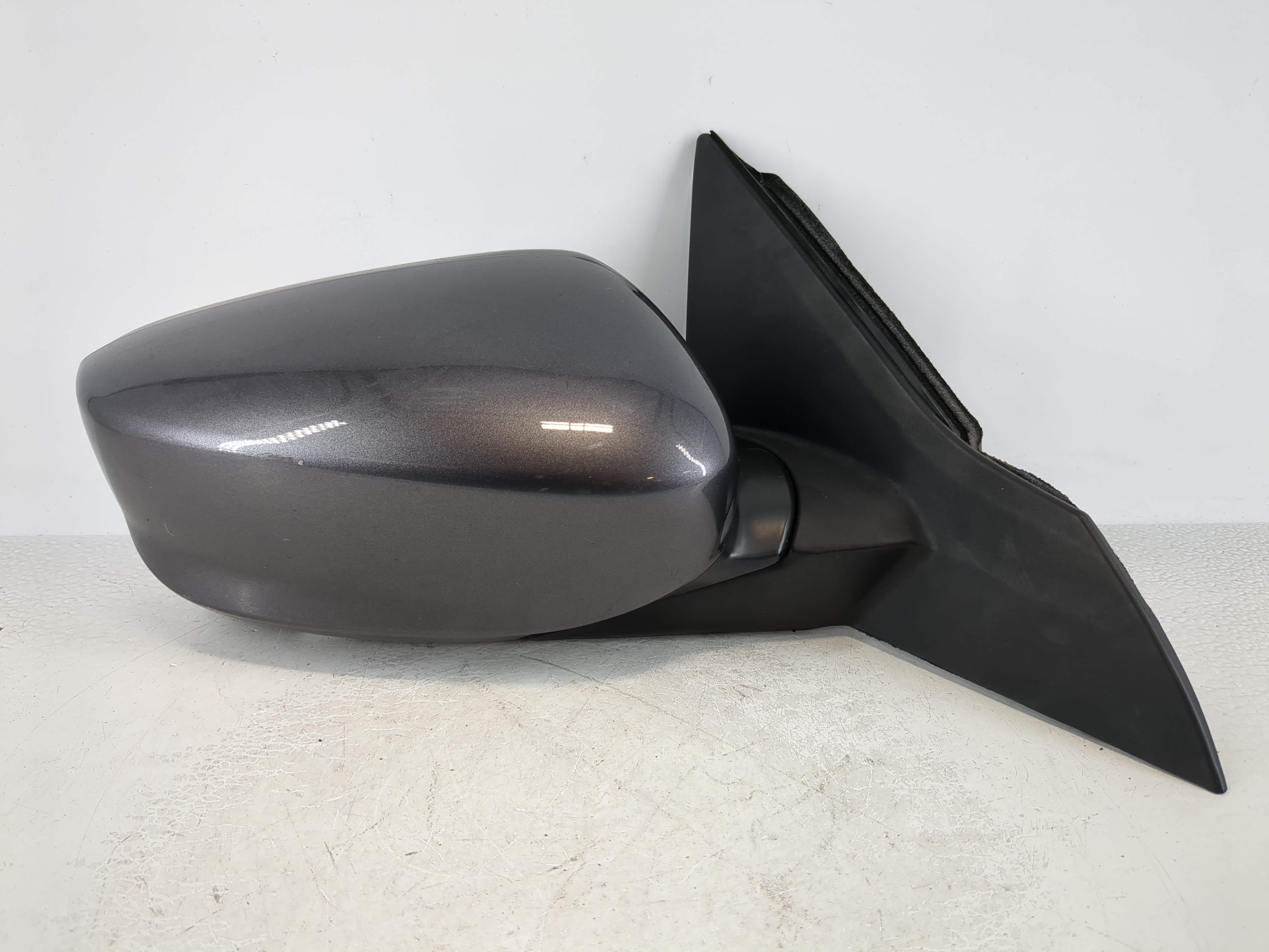 2013-2017 Honda Accord Passenger Right Side View Power Door Mirror Grey 1108190 - Oemusedautoparts1.com
