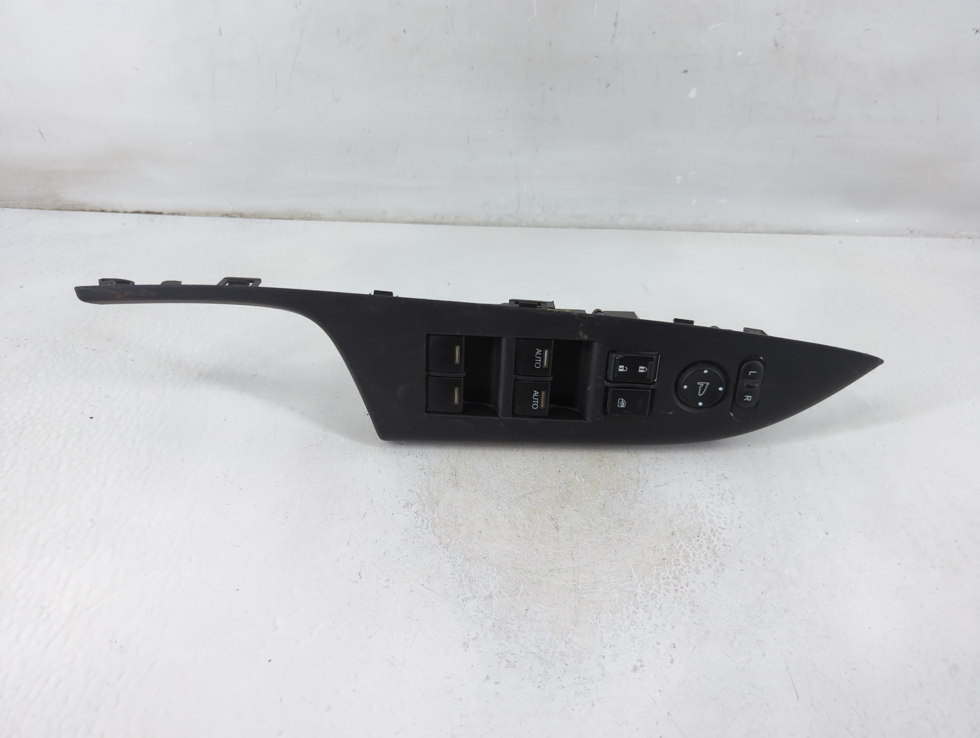 2013-2017 Honda Accord Driver Left Door Master Power Window Switch 1108205 - Oemusedautoparts1.com