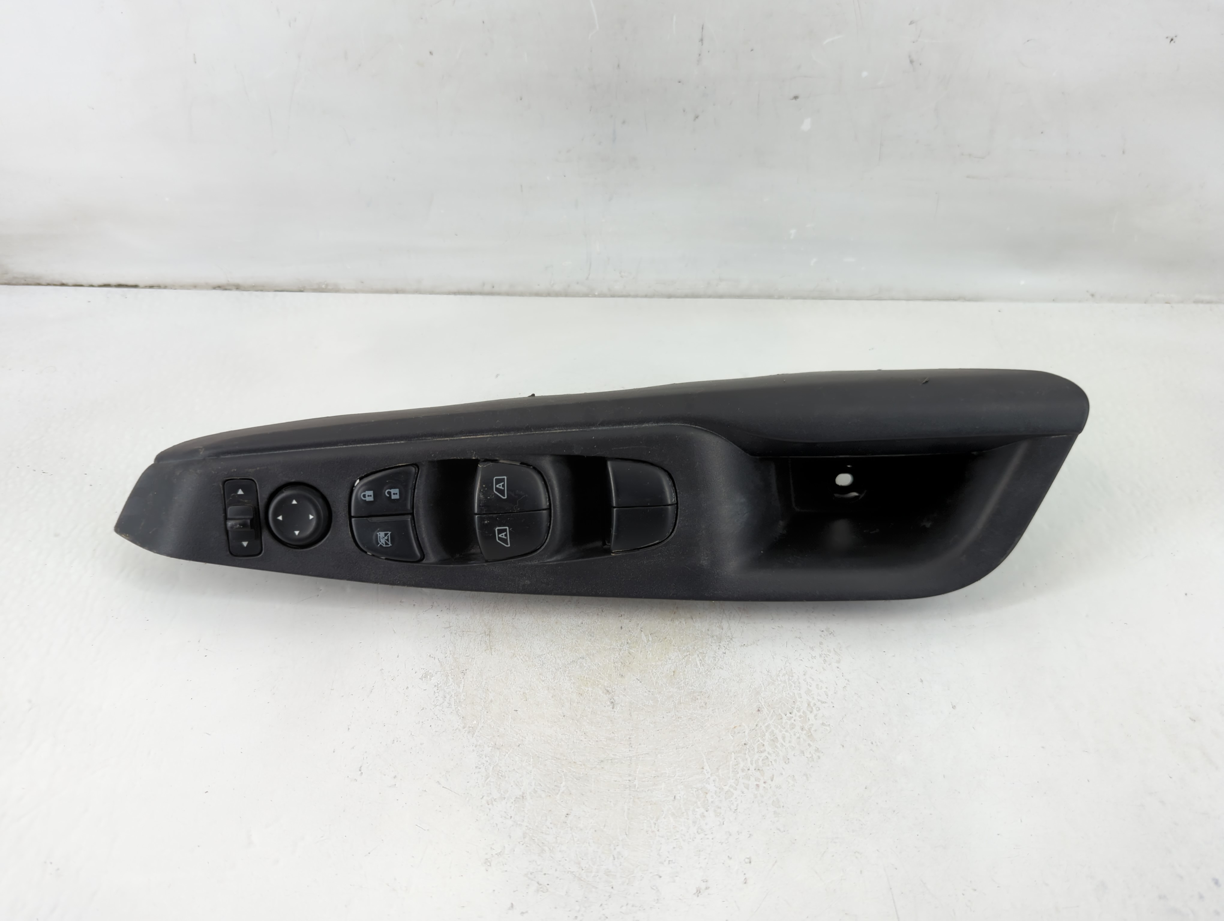 2018-2021 Nissan Kicks Driver Left Door Master Power Window Switch 1108209 - Oemusedautoparts1.com