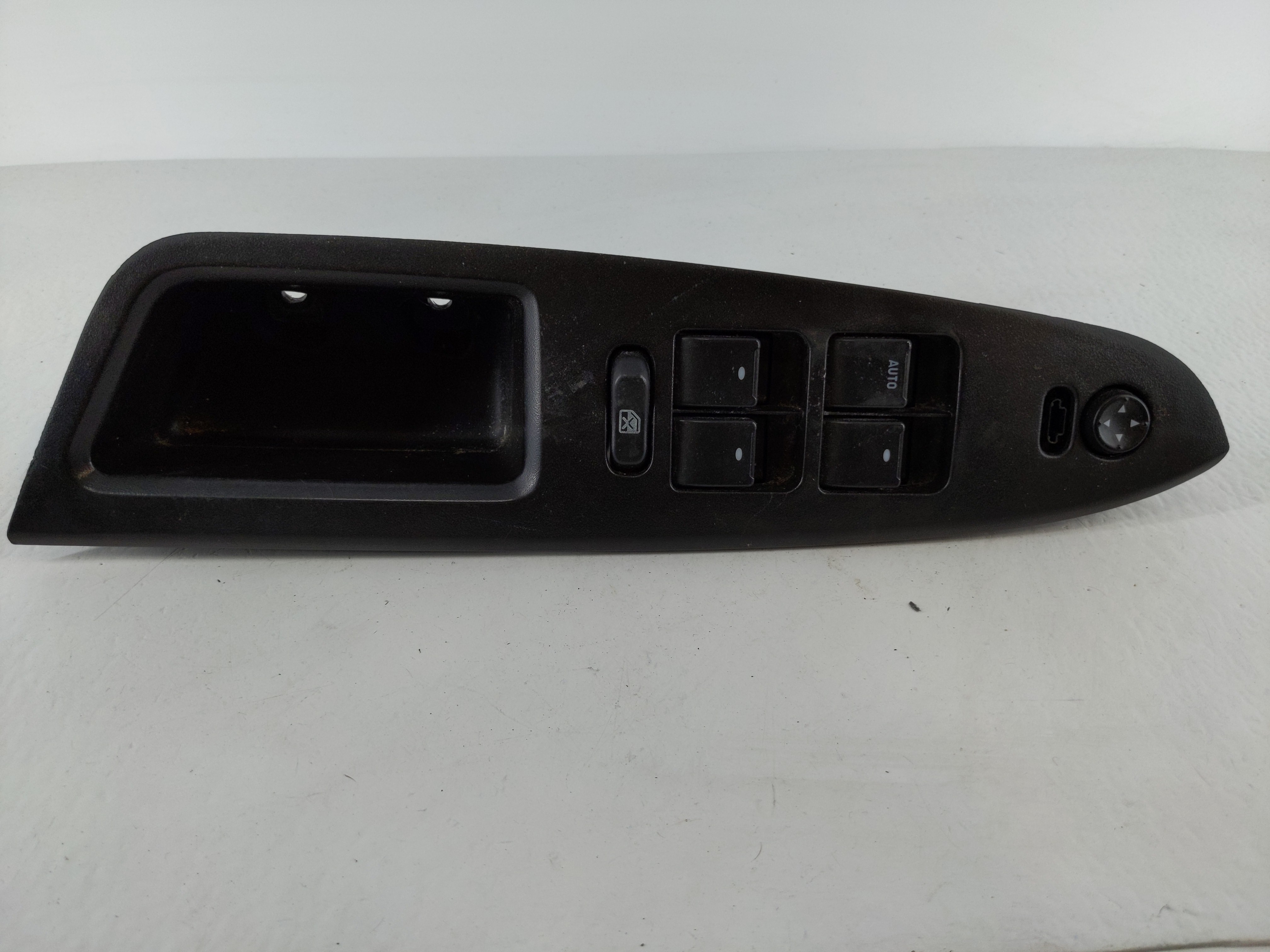 2006-2008 Chevrolet Impala Driver Left Door Master Power Window Switch 1108218 - Oemusedautoparts1.com