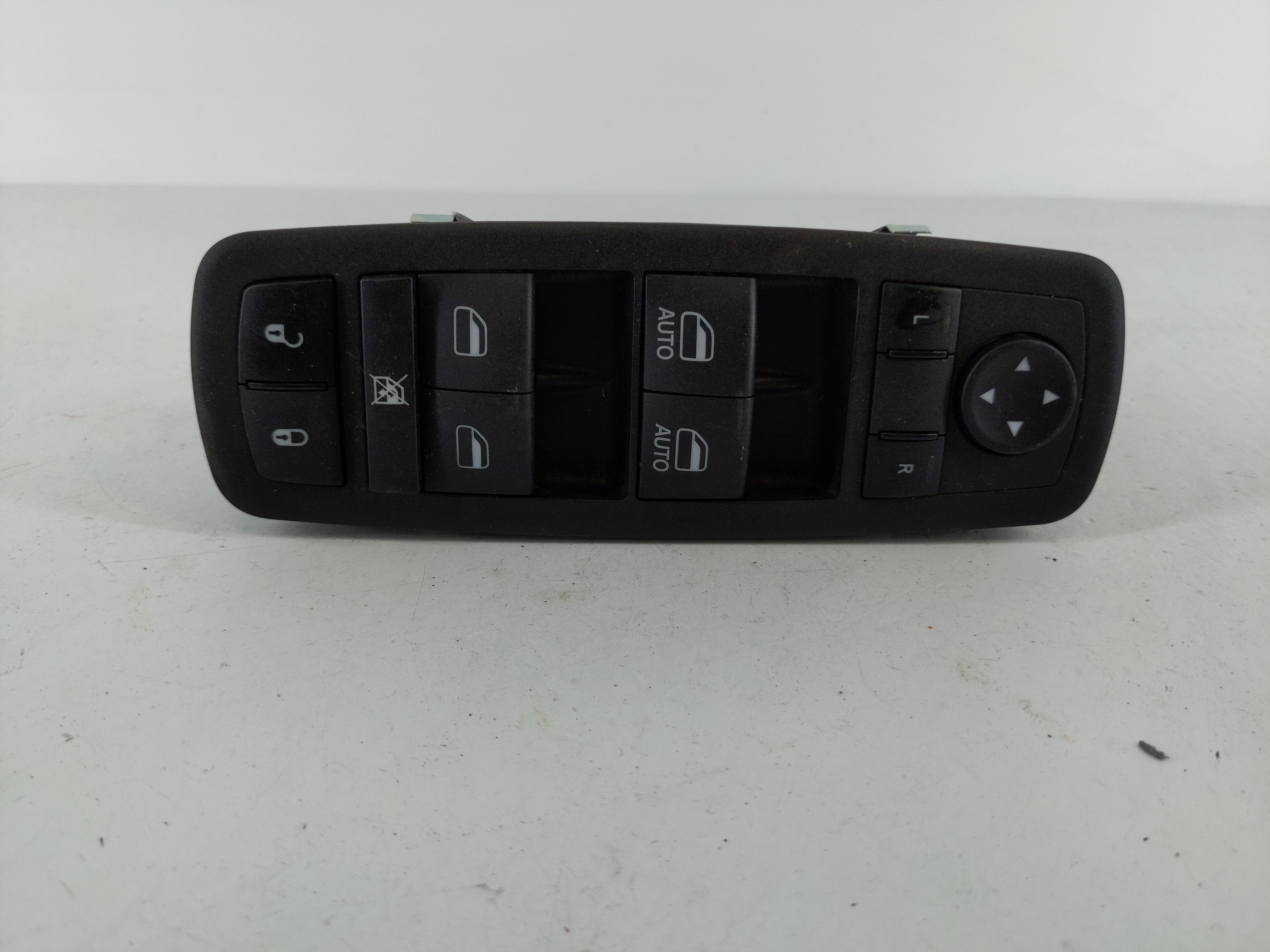 2016 Jeep Grand Cherokee Driver Left Door Master Power Window Switch 1108219 - Oemusedautoparts1.com