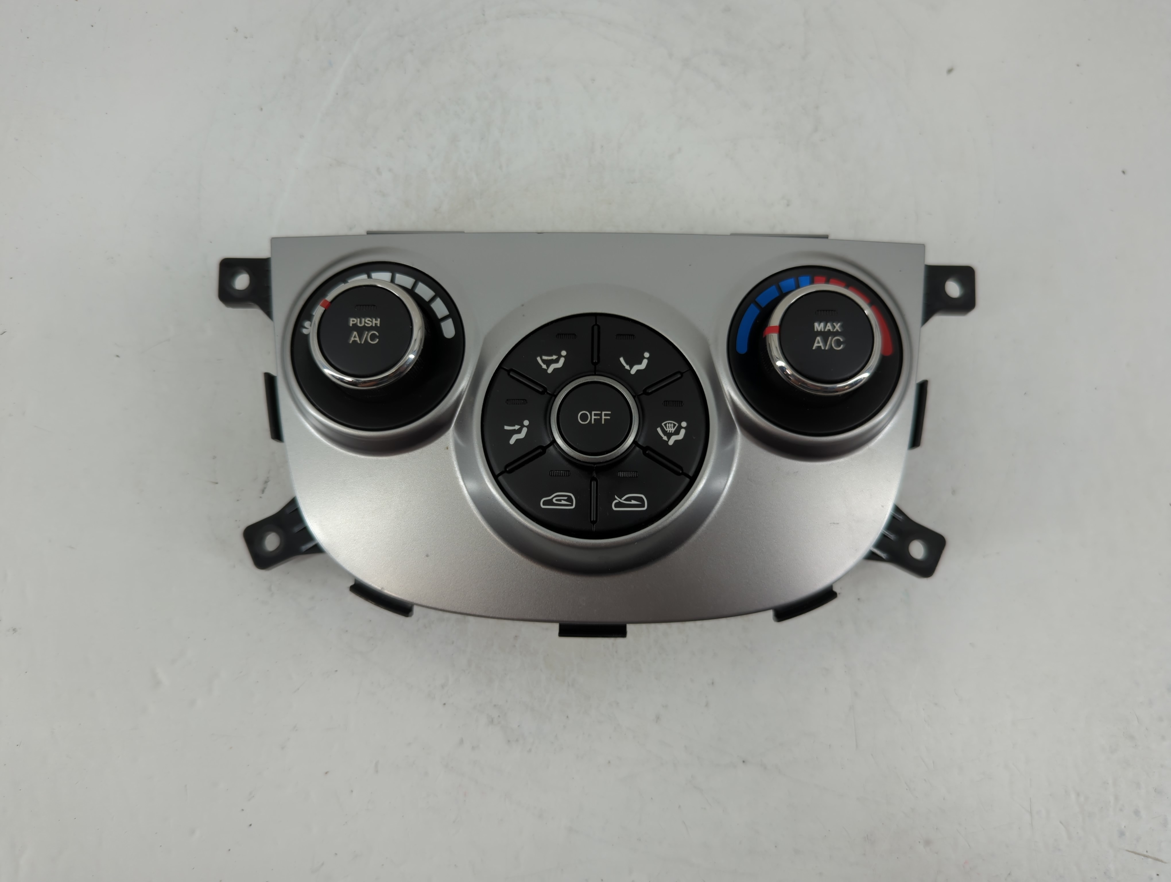 2010-2012 Hyundai Santa Fe Ac Heater Climate Control 1108235 - Oemusedautoparts1.com