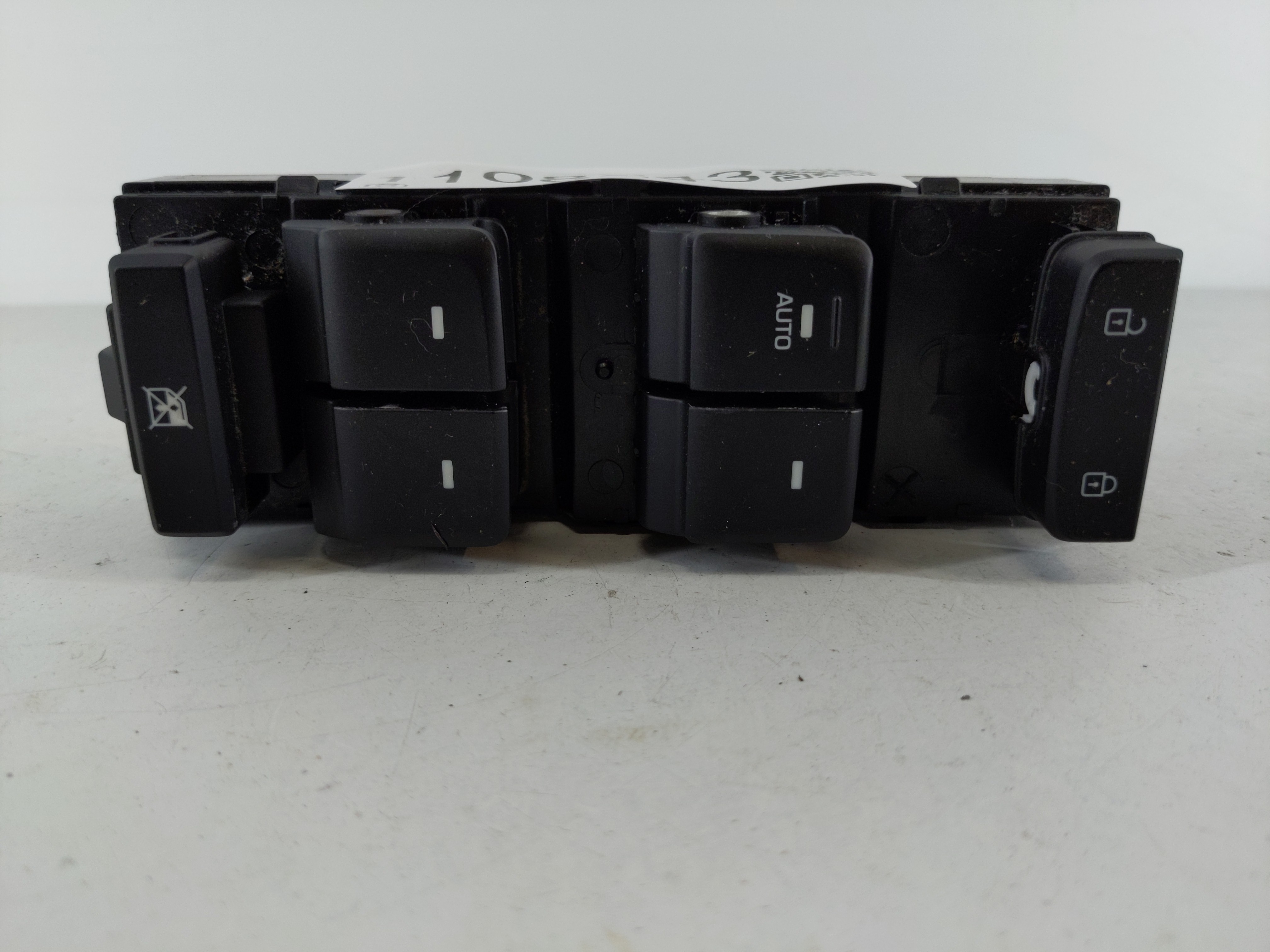 2015-2019 Hyundai Sonata Driver Left Door Master Power Window Switch 1108243 - Oemusedautoparts1.com