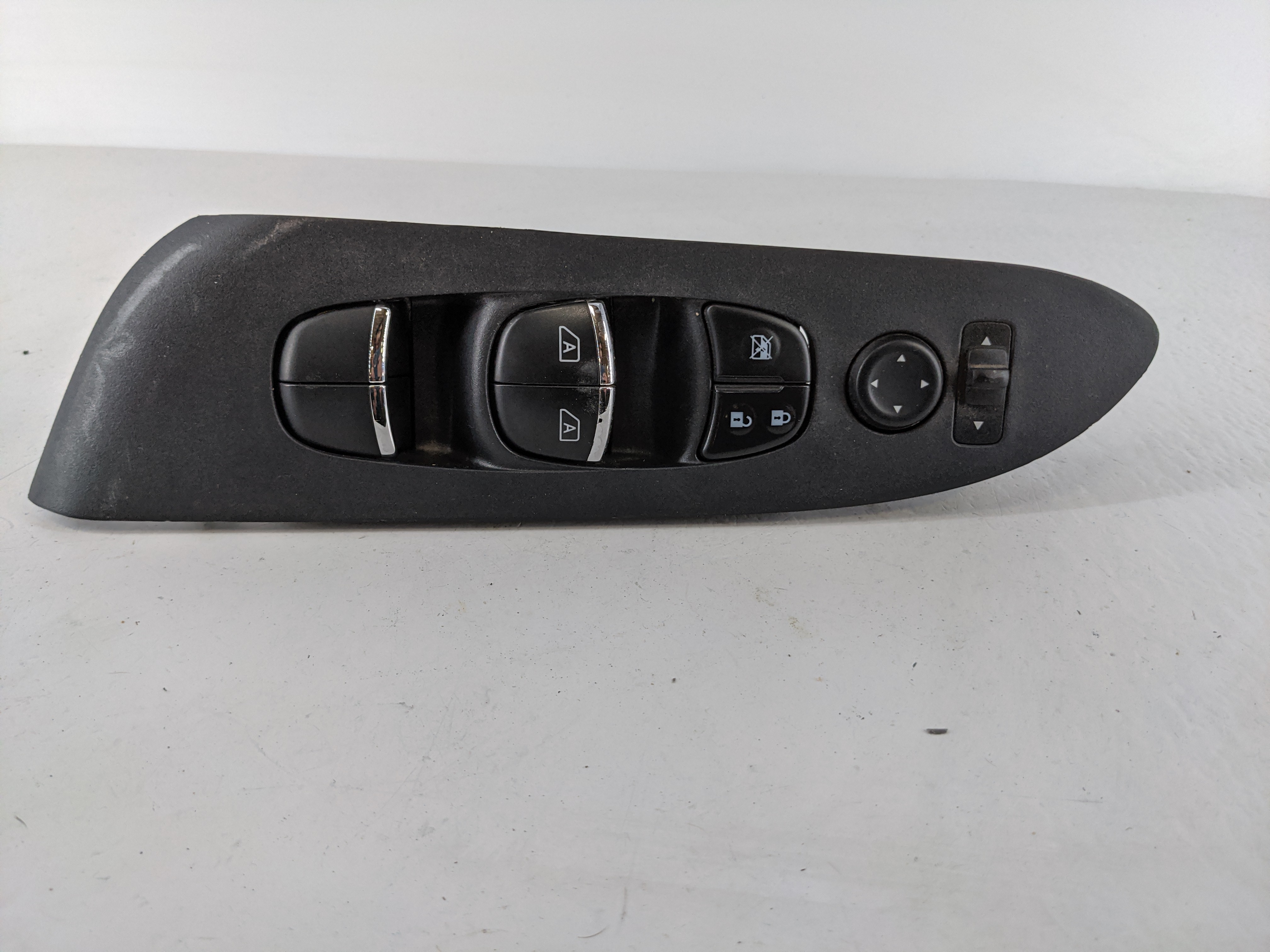 2015-2022 Nissan Murano Driver Left Door Master Power Window Switch 1108259 - Oemusedautoparts1.com