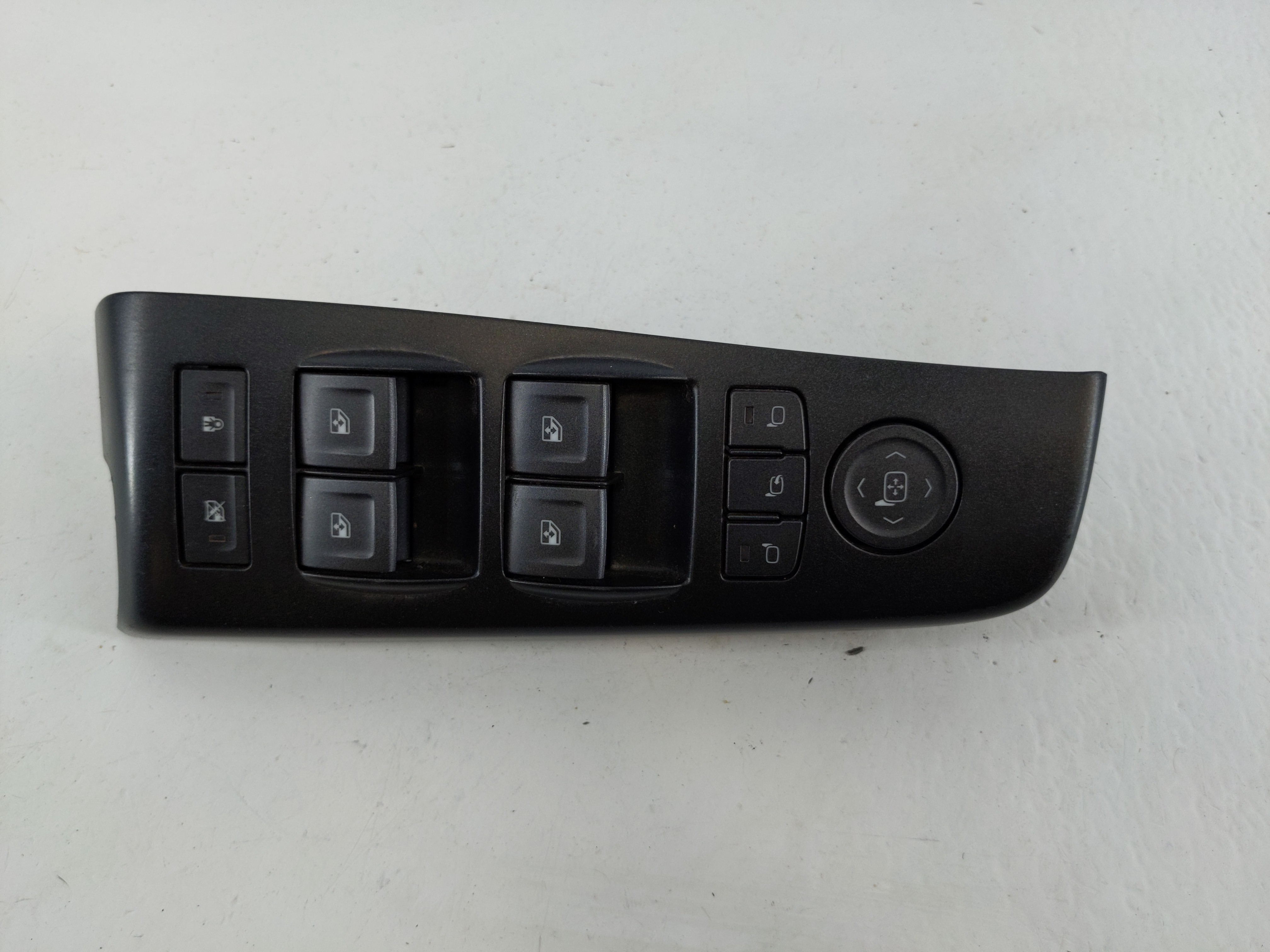 Chevrolet Suburban 1500 Driver Left Door Master Power Window Switch 1108262 - Oemusedautoparts1.com