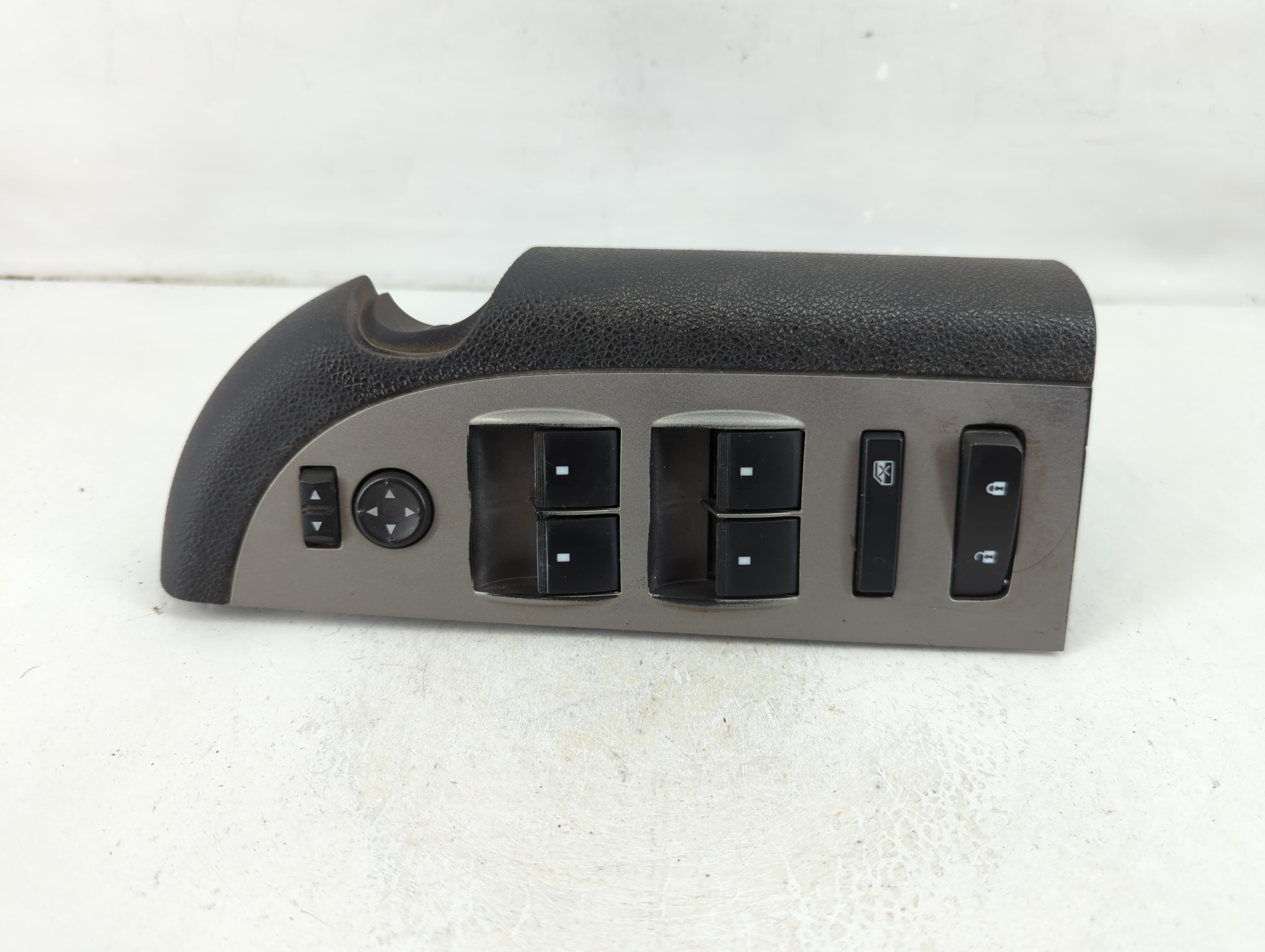2007 Gmc Sierra 1500 Driver Left Door Master Power Window Switch 1108265 - Oemusedautoparts1.com