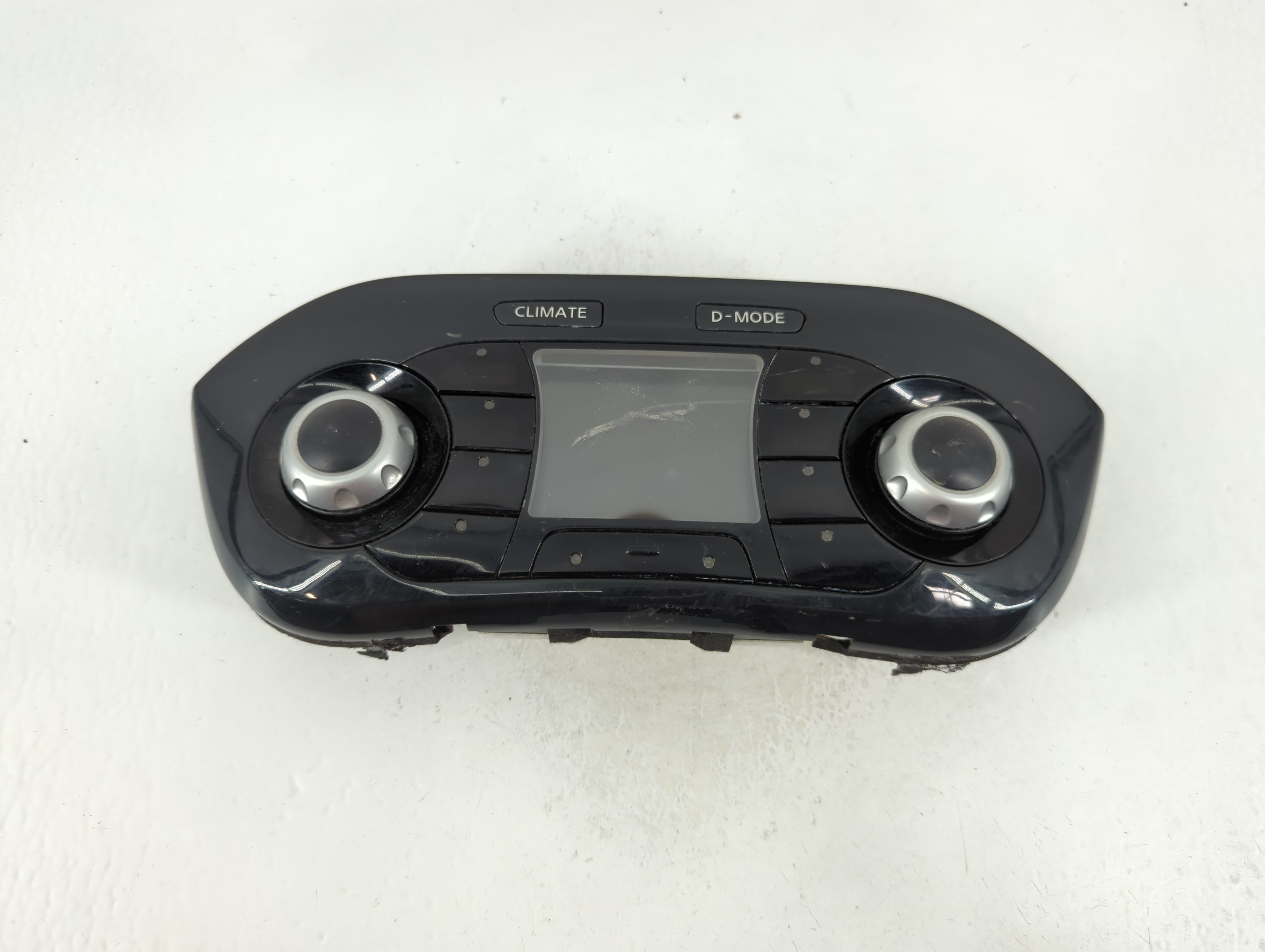 2011-2017 Nissan Juke Ac Heater Climate Control 248451km0b 1108277 - Oemusedautoparts1.com