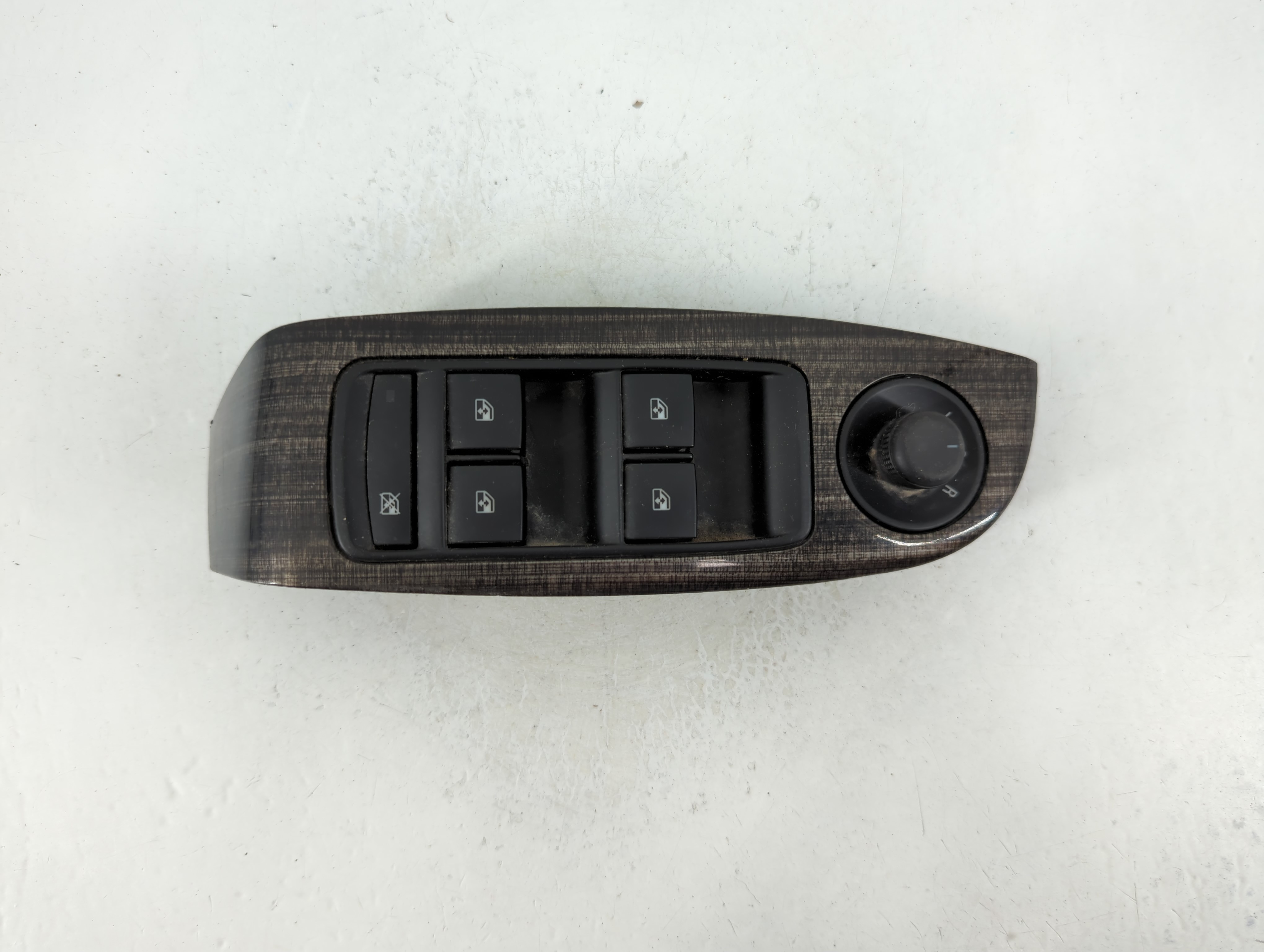 2014-2016 Chevrolet Malibu Driver Left Door Master Power Window Switch 1108320 - Oemusedautoparts1.com