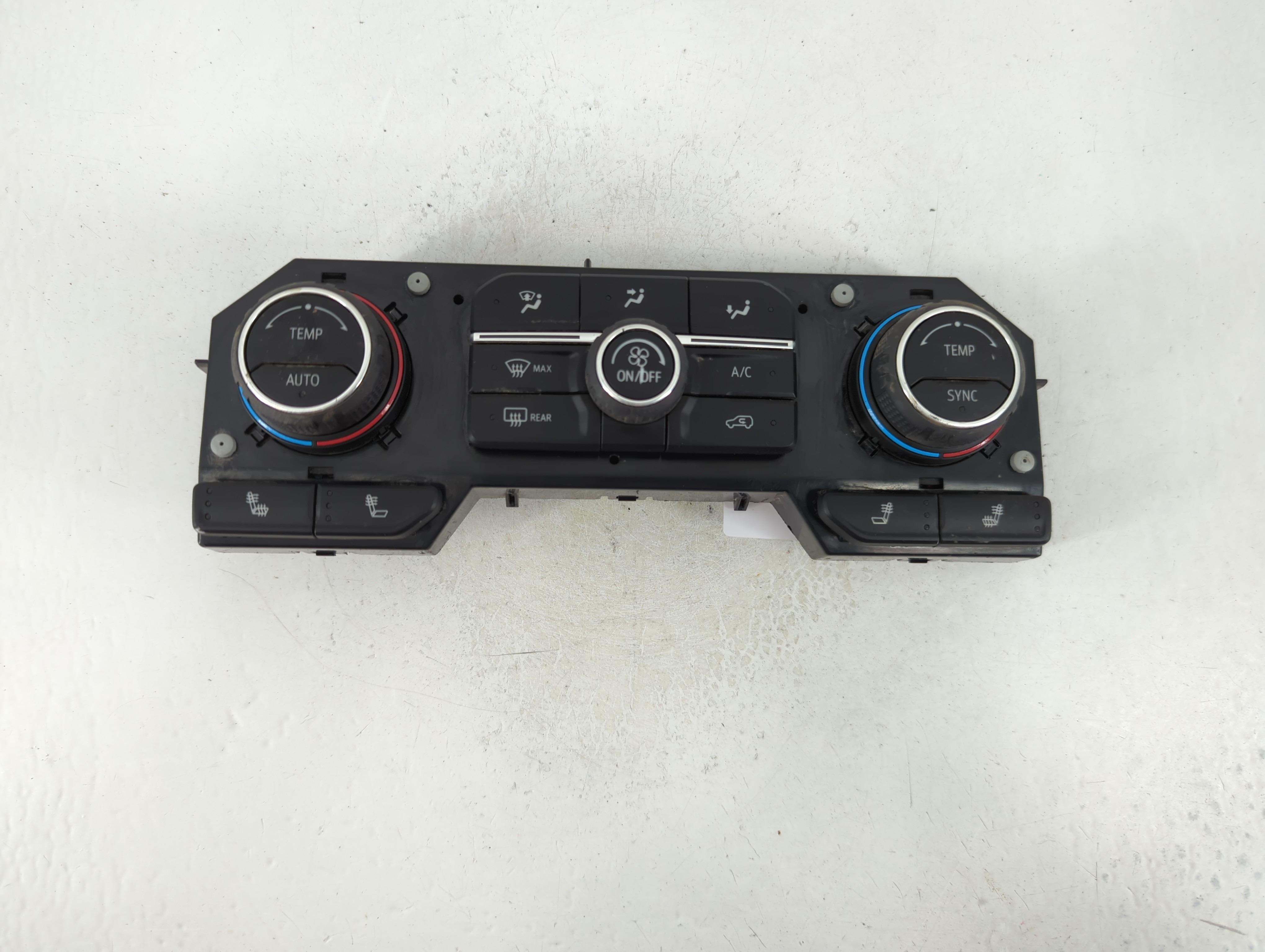 Chevrolet Silverado 1500 Ac Heater Climate Control 85580561 1108345 - Oemusedautoparts1.com