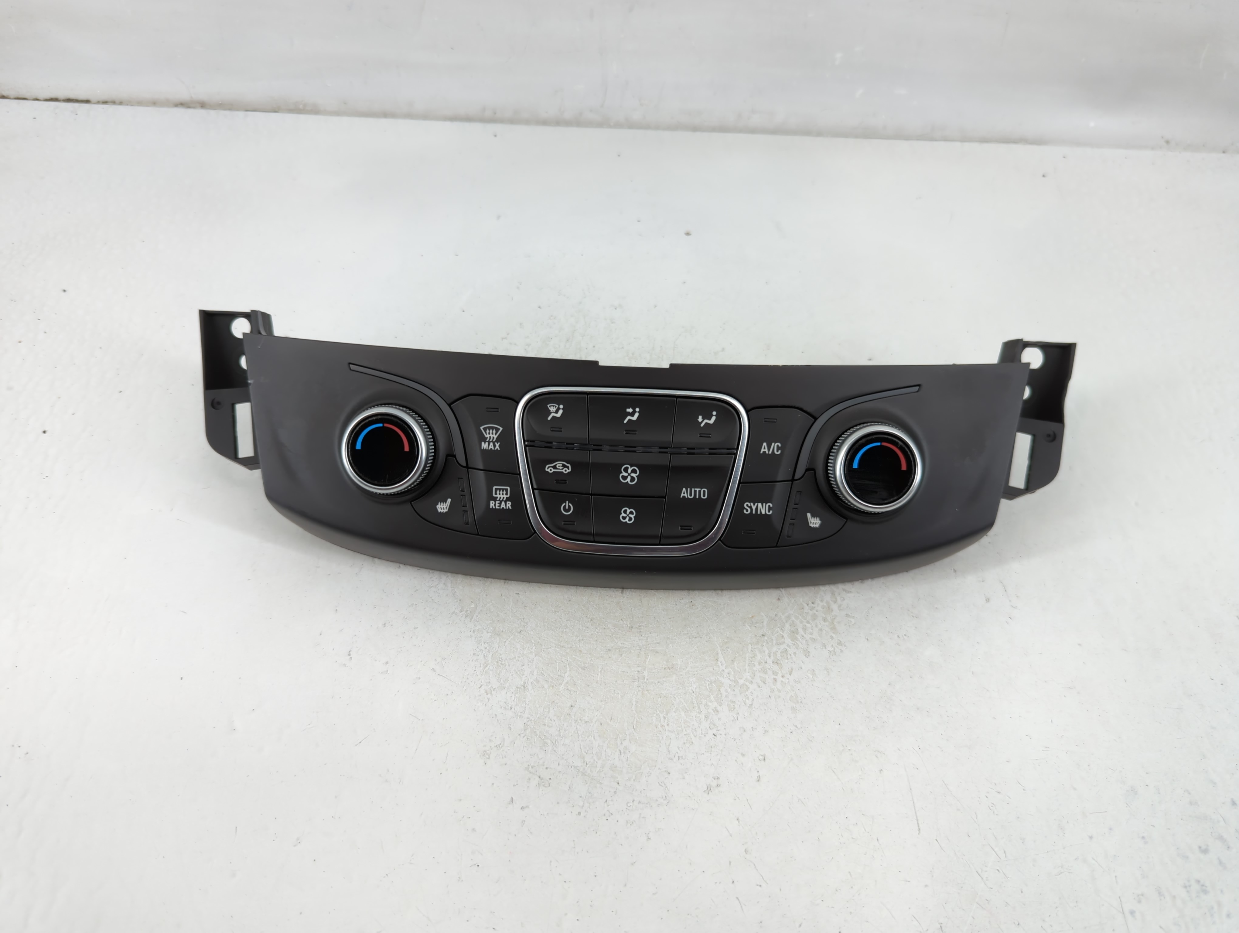 2018-2022 Chevrolet Traverse Ac Heater Climate Control 84344402 1108349 - Oemusedautoparts1.com