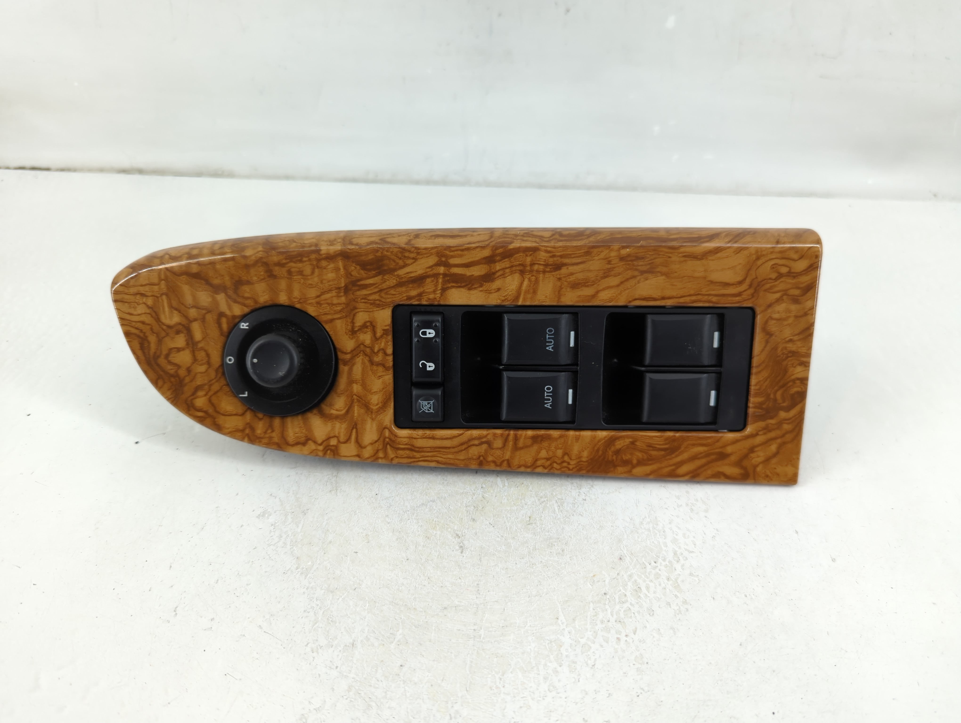 2006 Jeep Grand Cherokee Driver Left Door Master Power Window Switch 1108368 - Oemusedautoparts1.com