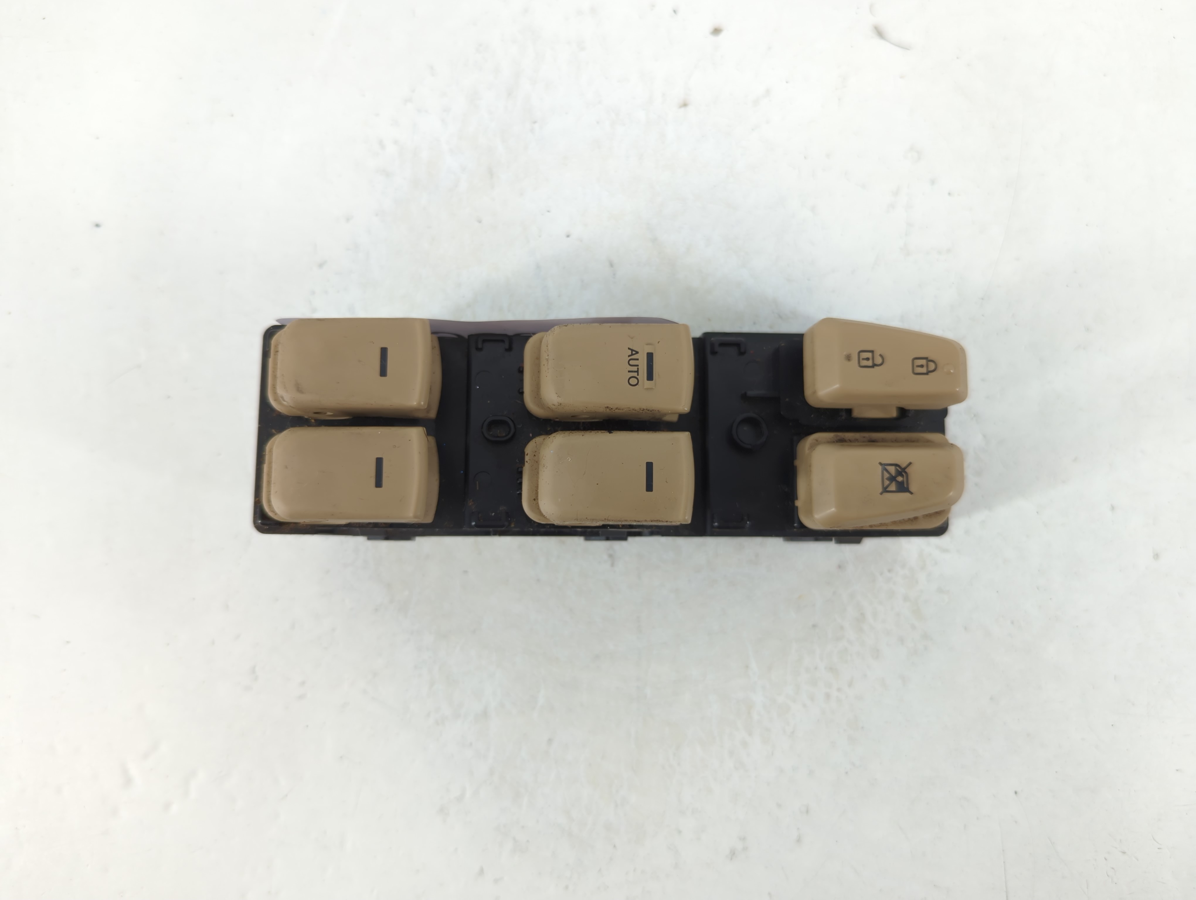 2011-2015 Hyundai Sonata Driver Left Door Master Power Window Switch 1108369 - Oemusedautoparts1.com