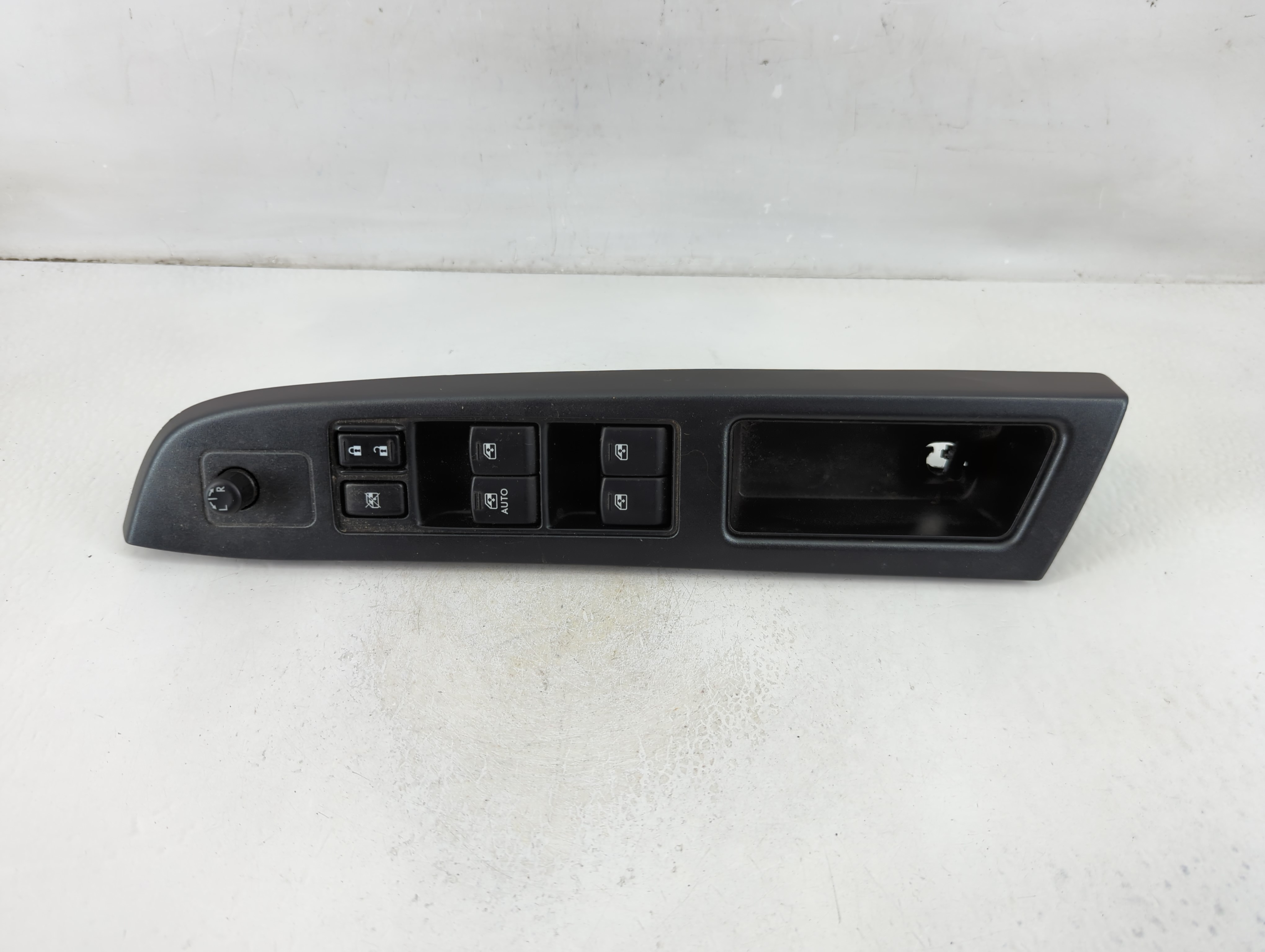 2015-2015 Subaru Wrx Driver Left Door Master Power Window Switch 1108370 - Oemusedautoparts1.com