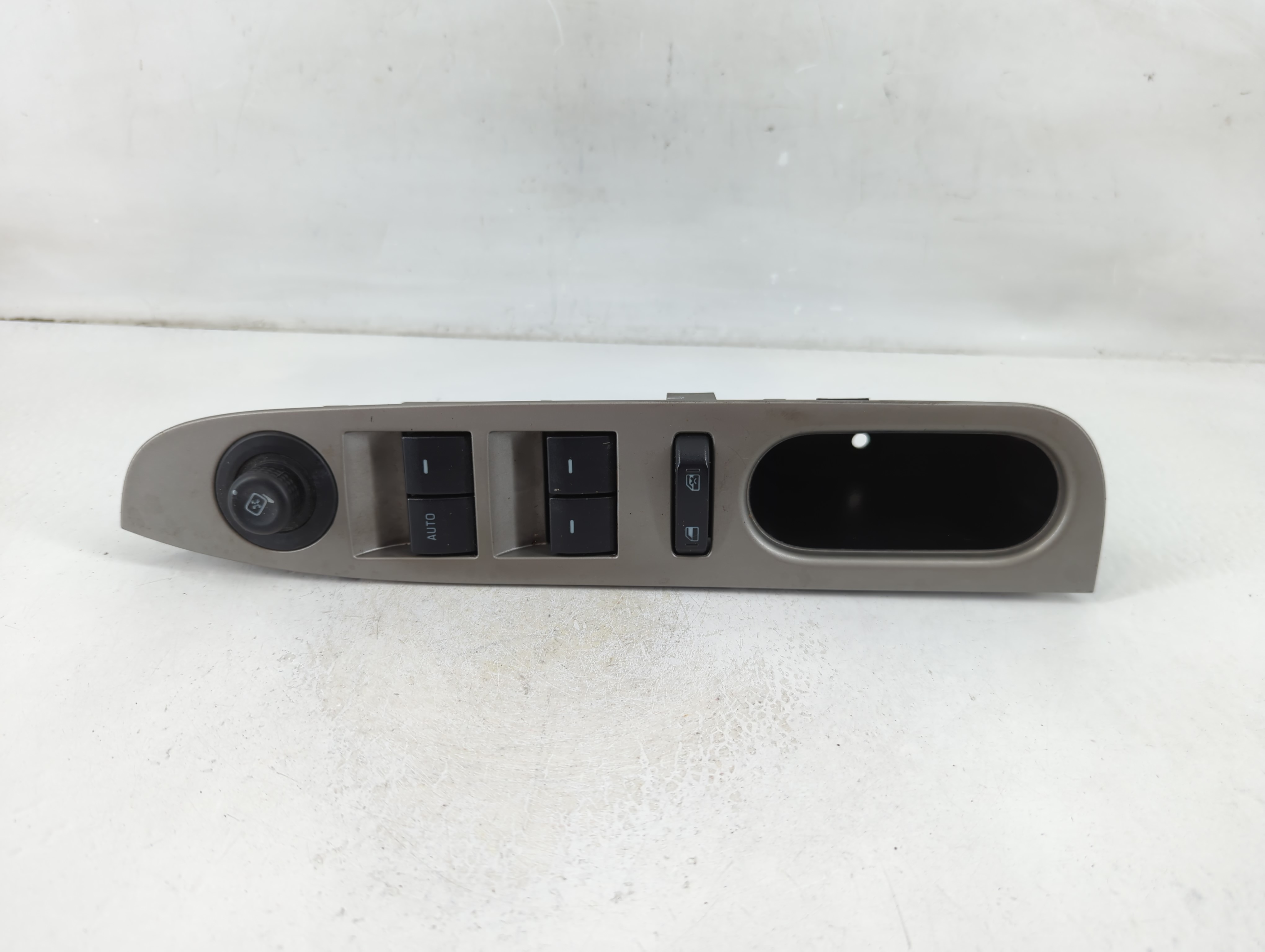 2010-2012 Ford Fusion Driver Left Door Master Power Window Switch 1108371 - Oemusedautoparts1.com